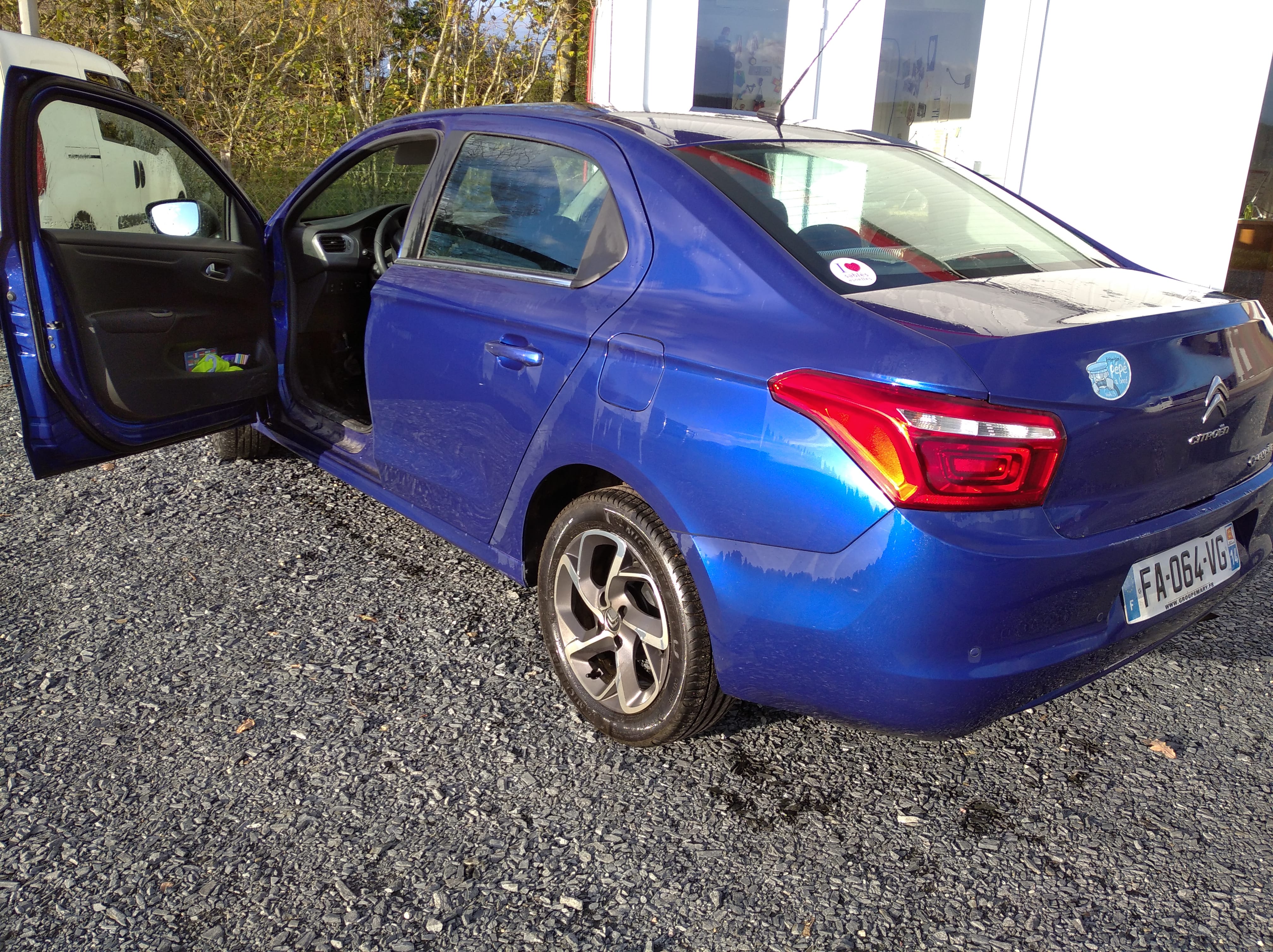 Citroen C-Elysée avec Climatisation