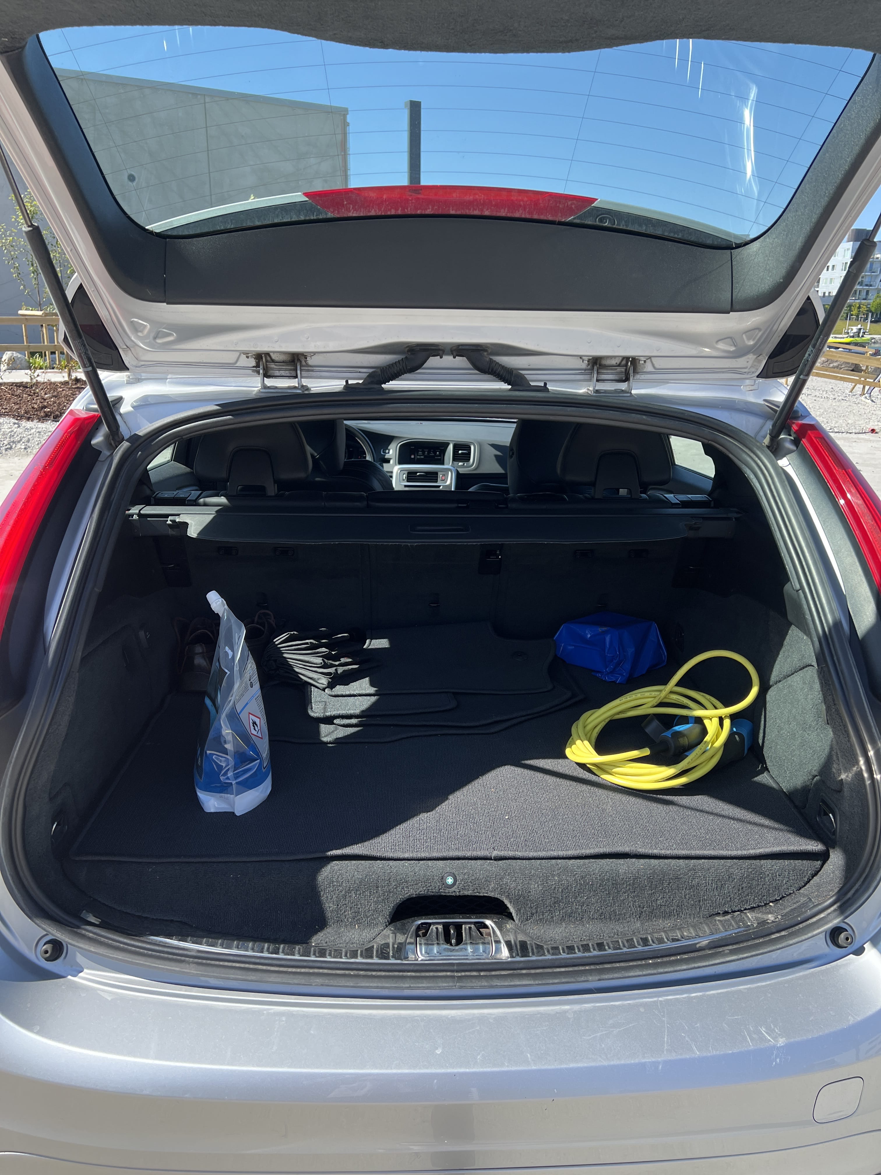 Volvo V60 Plug-in Hybrid 4AWD D6 med Tilhengerfeste