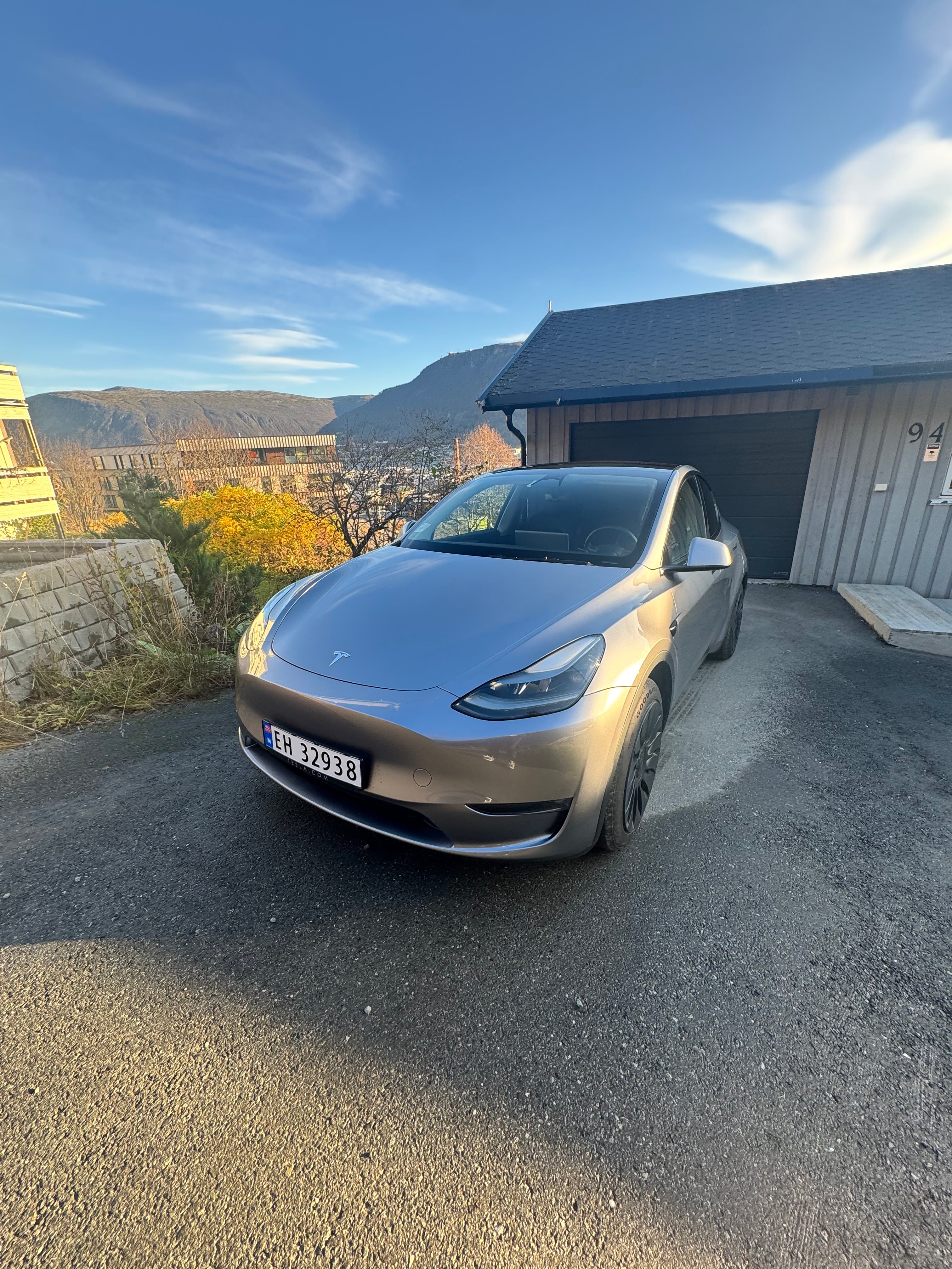 Tesla Model Y Long Range, 2023, Electric, automatic