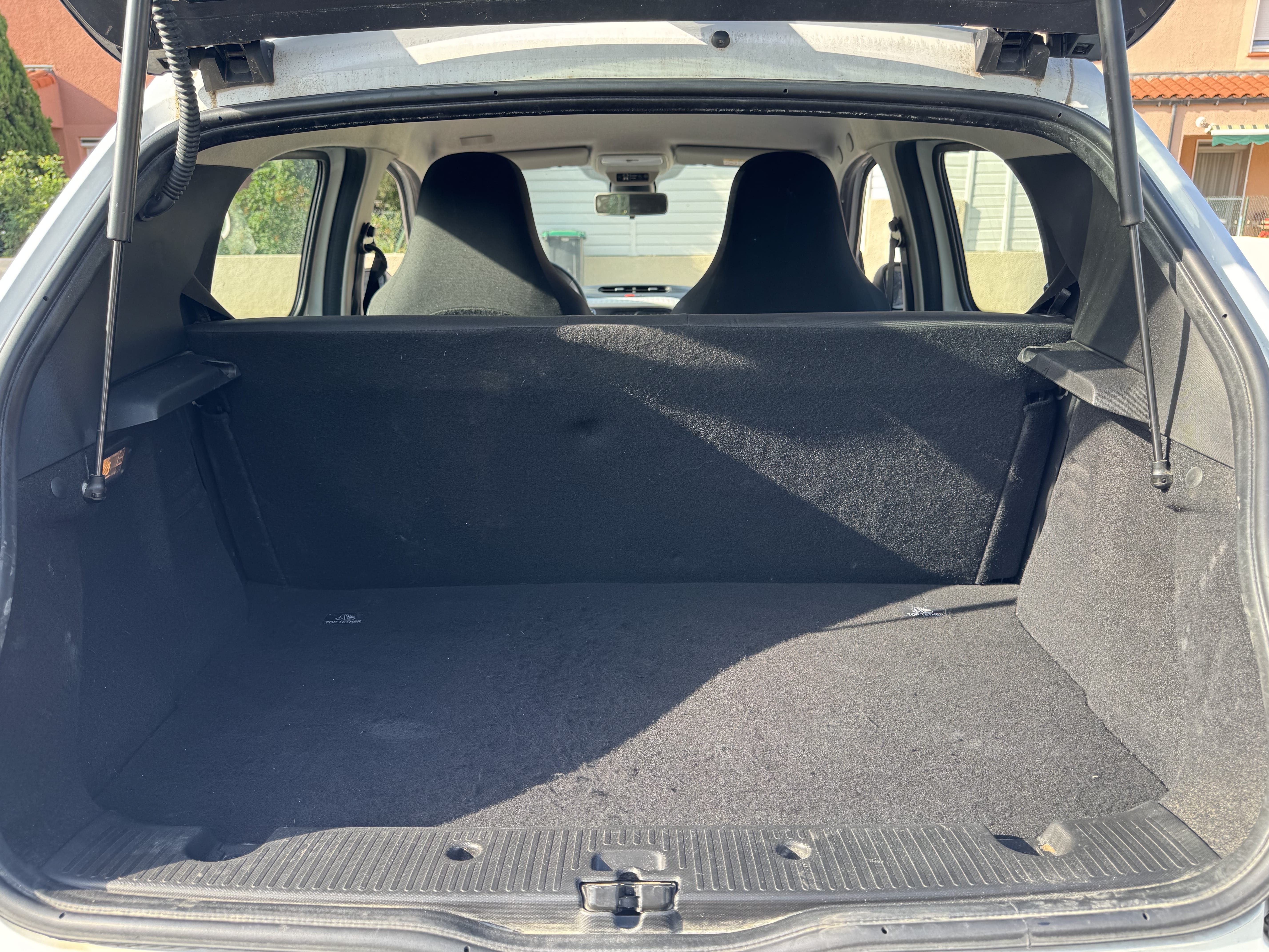 Renault Twingo III avec Autoradio