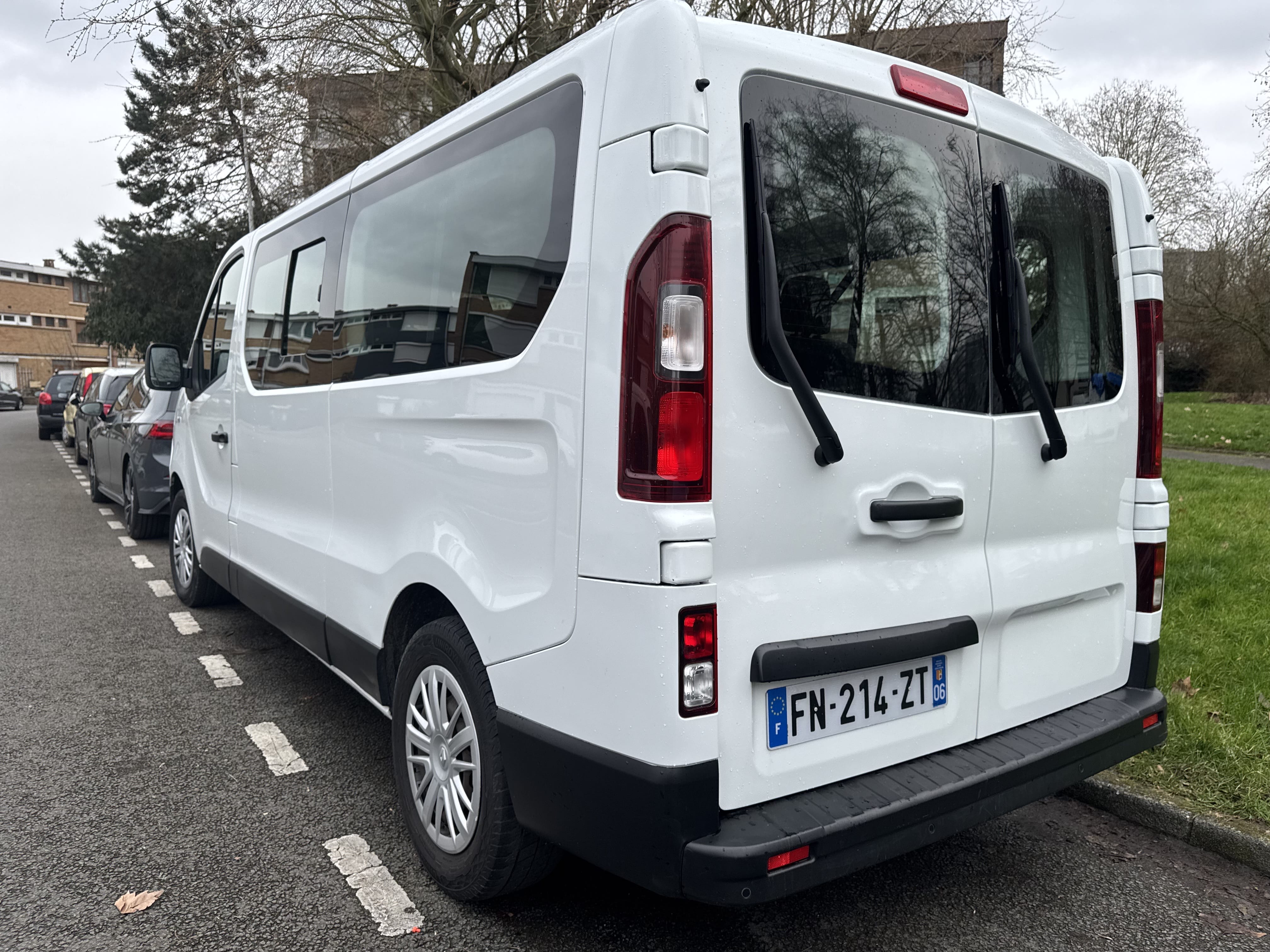 Renault Trafic Passenger avec GPS
