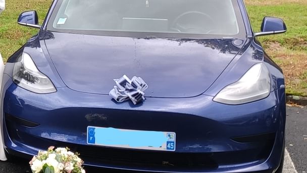 Tesla Model 3 avec Chaines