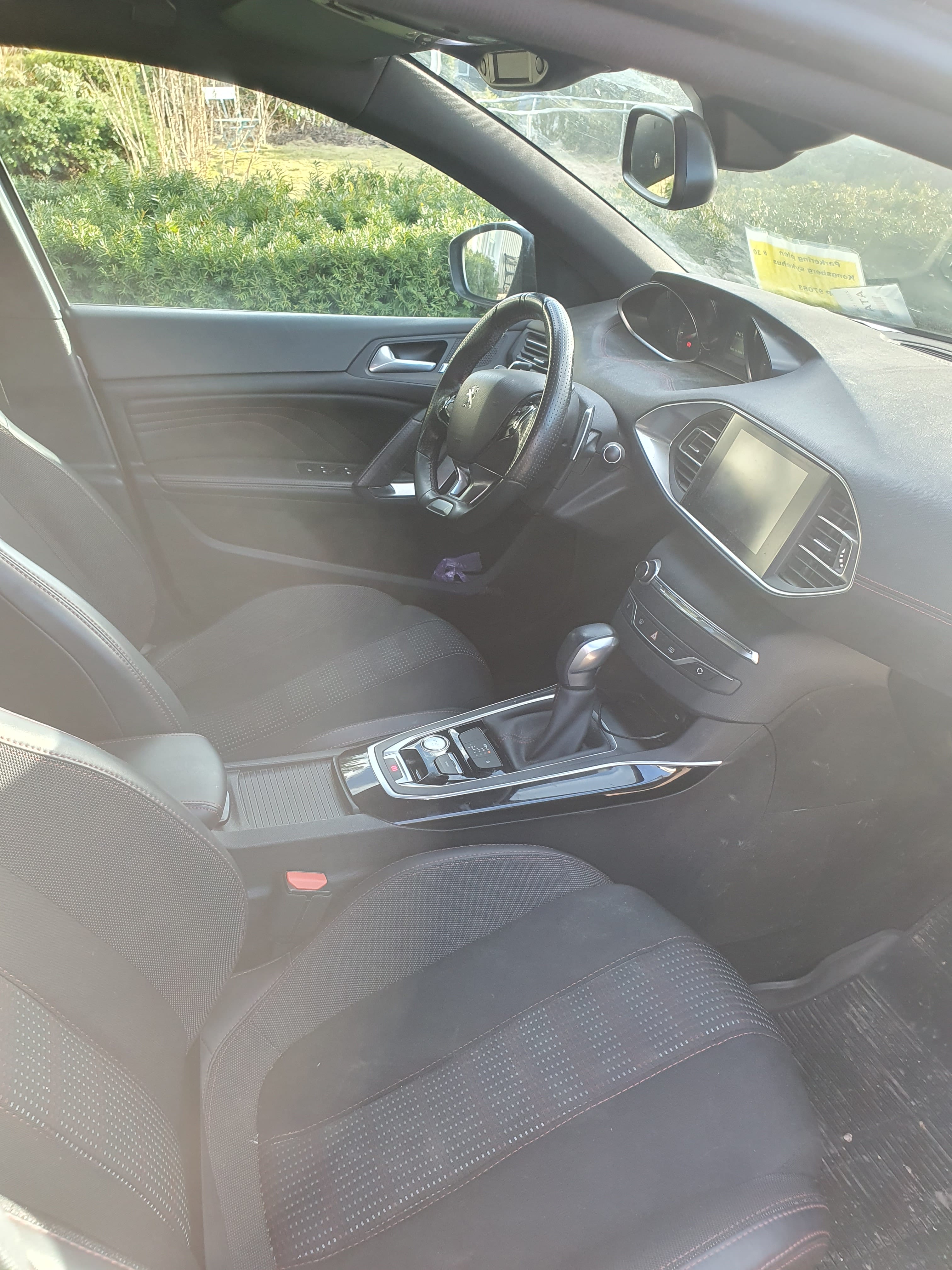 Peugeot 308 SW med GPS
