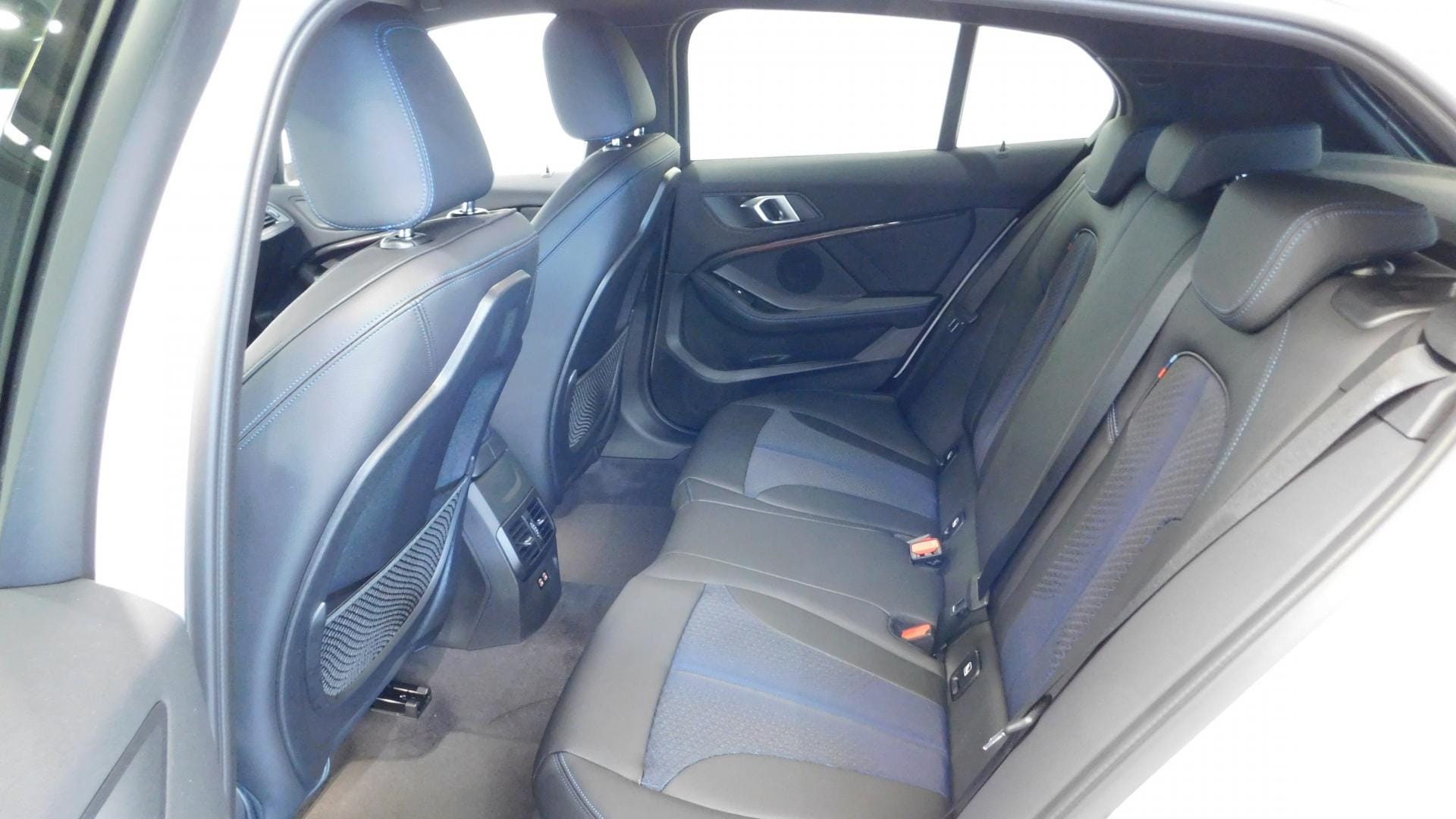 BMW Série 1 Boite Auto (GR354) (Clim, GPS, connectivité smartphone, ...) avec Android Auto