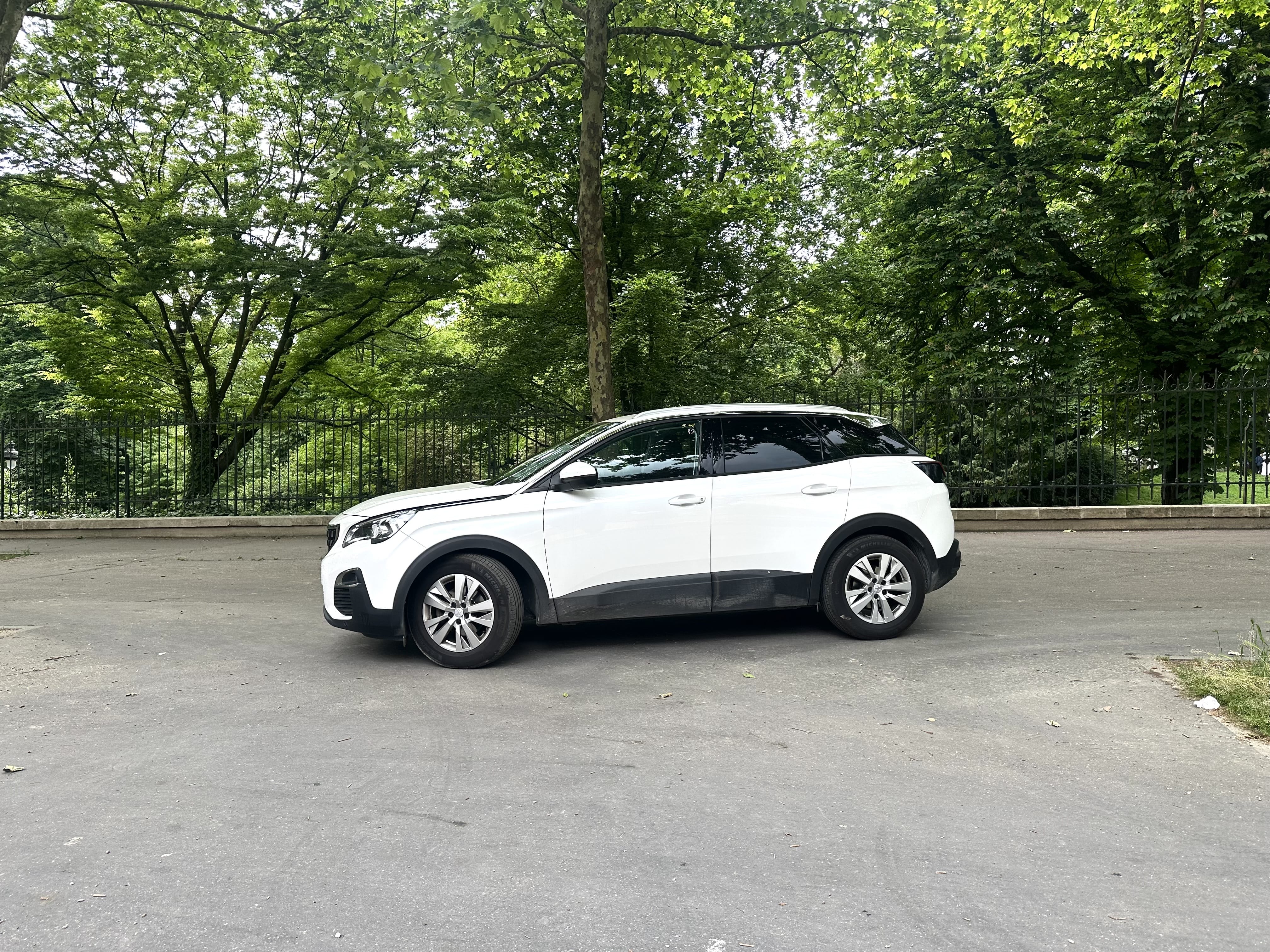 Peugeot 3008 avec GPS