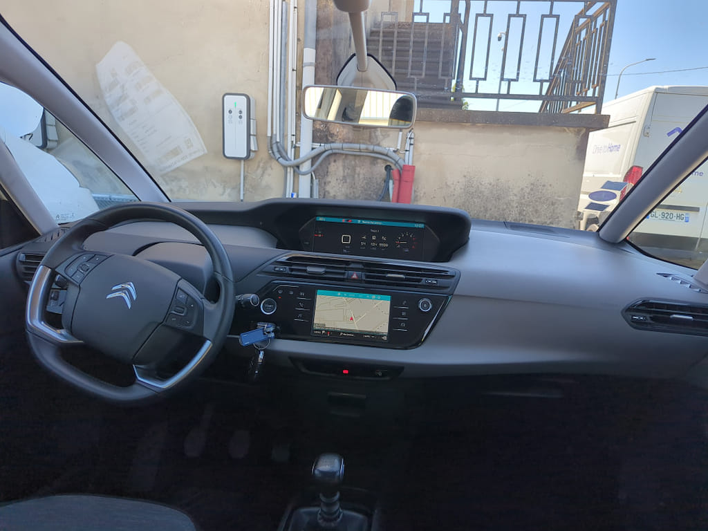 Citroen C4 Grand Spacetourer avec Climatisation