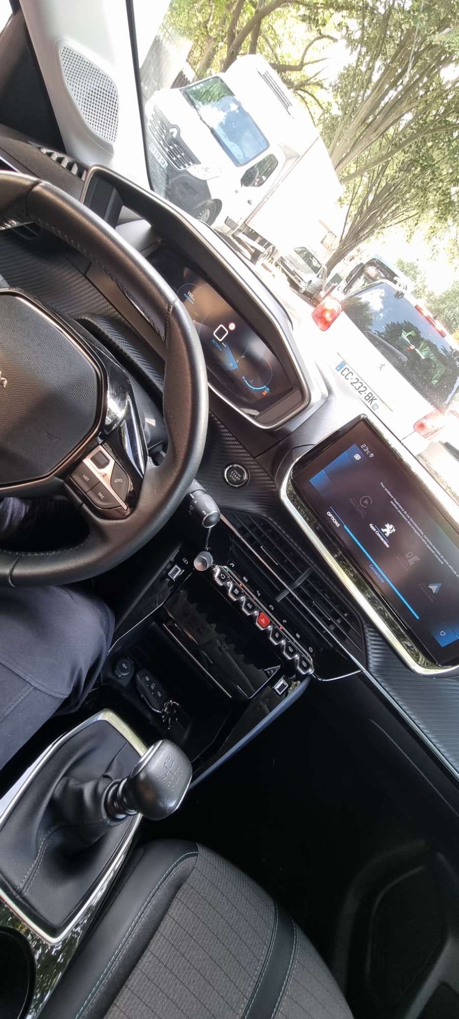 Peugeot 208 avec Climatisation