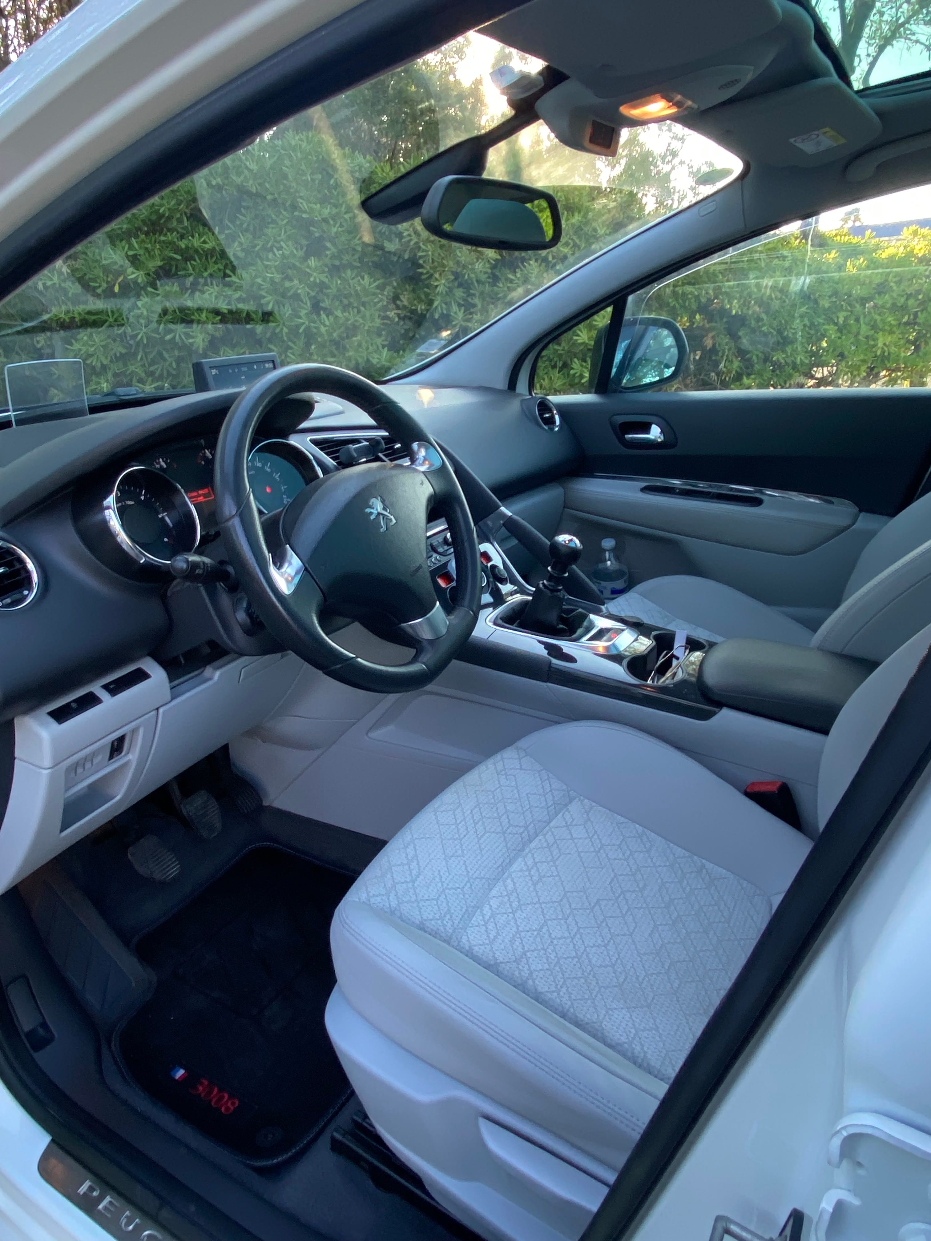 Peugeot 3008 met Cruise control