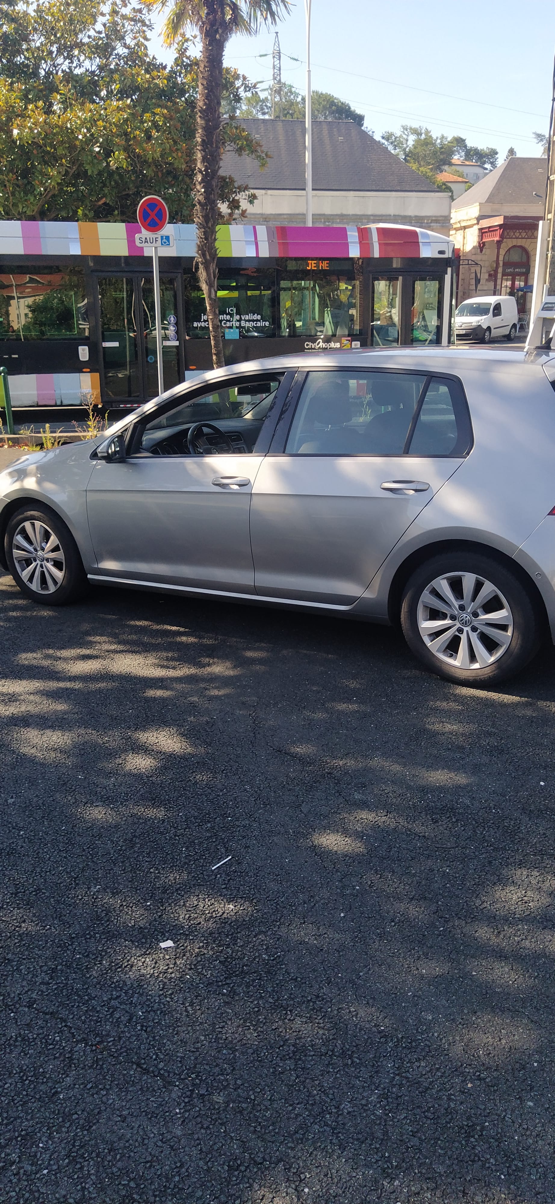 Volkswagen Golf avec Siège bébé