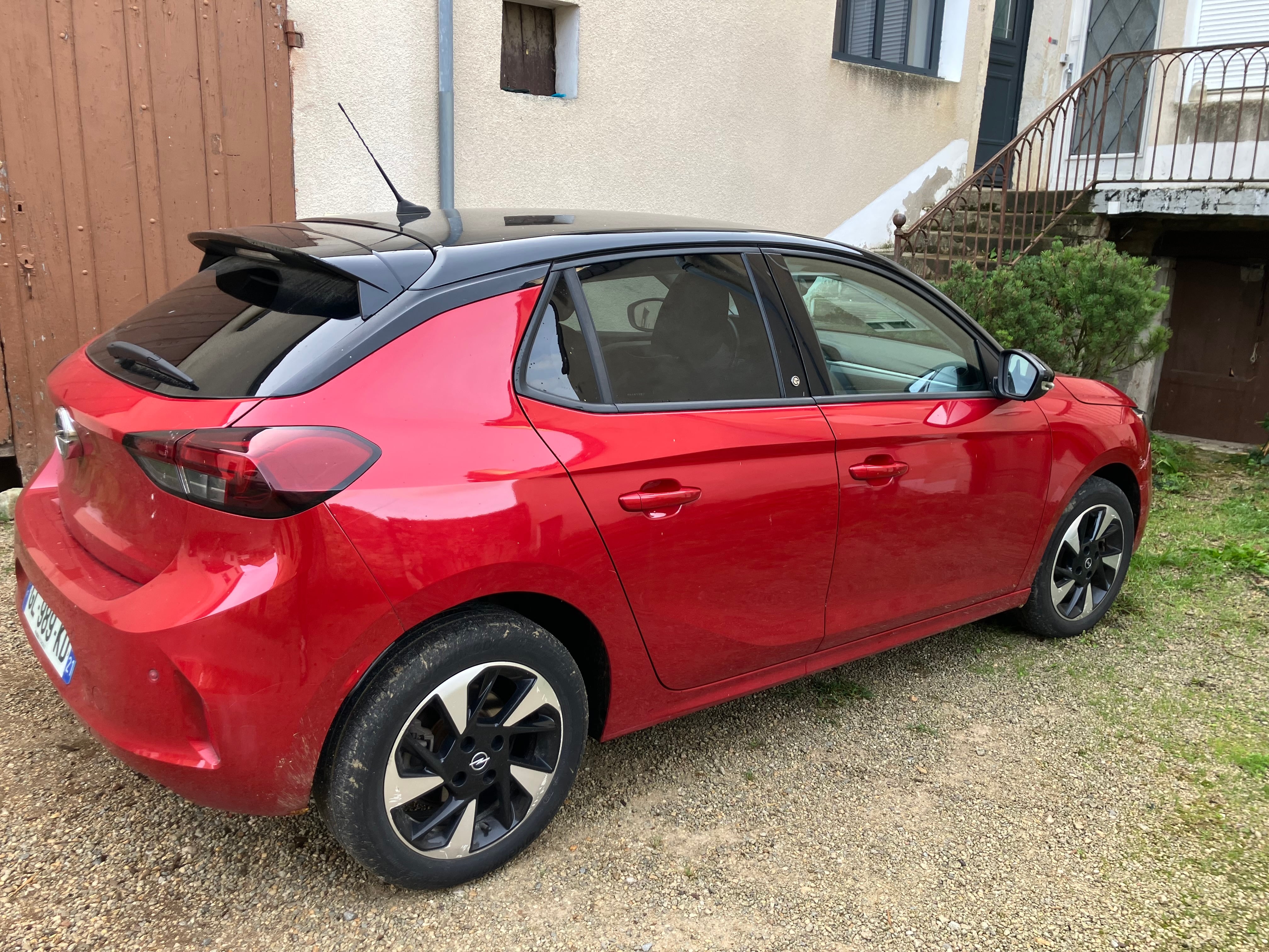 Opel Corsa-E avec Climatisation