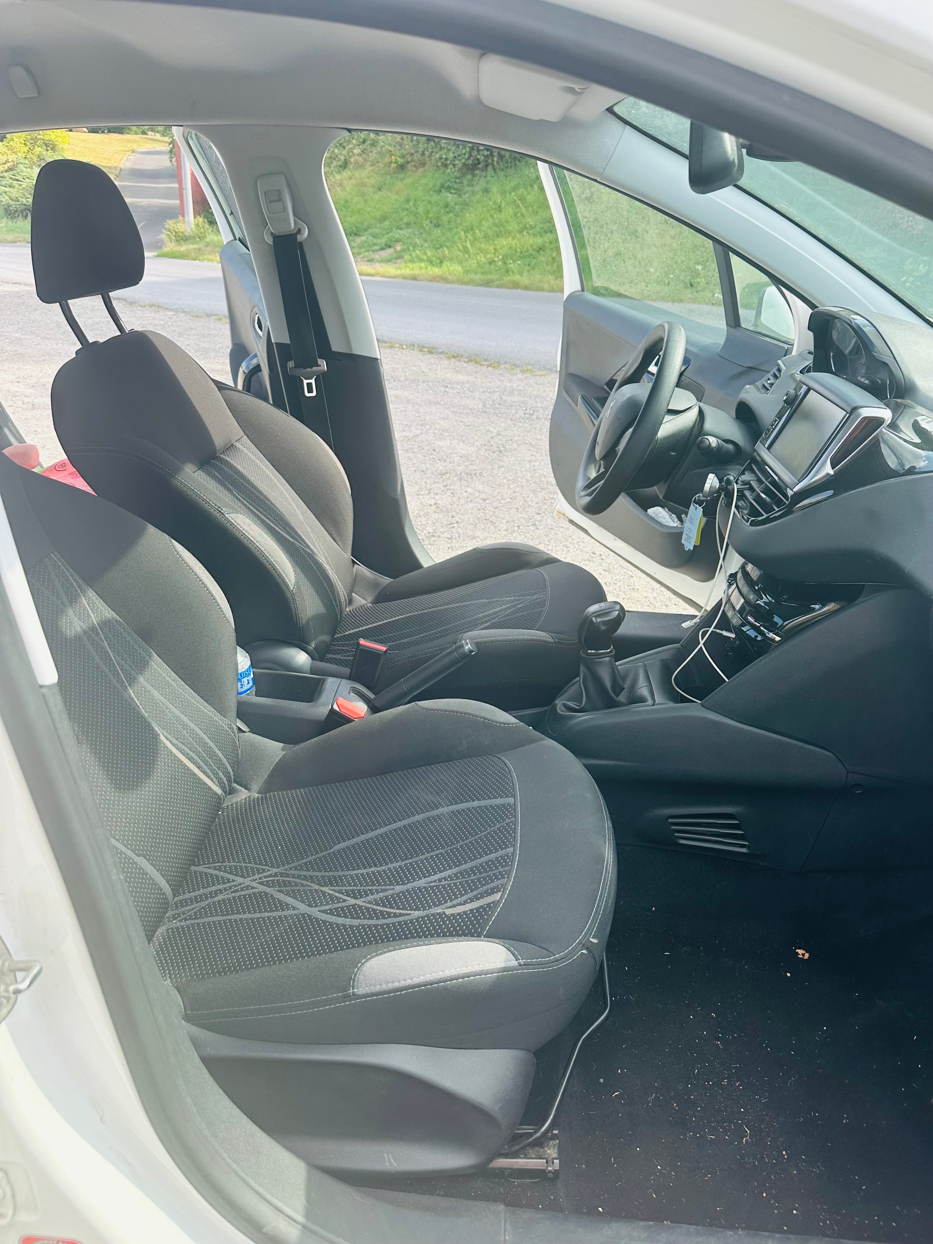 Peugeot 208 avec Android Auto