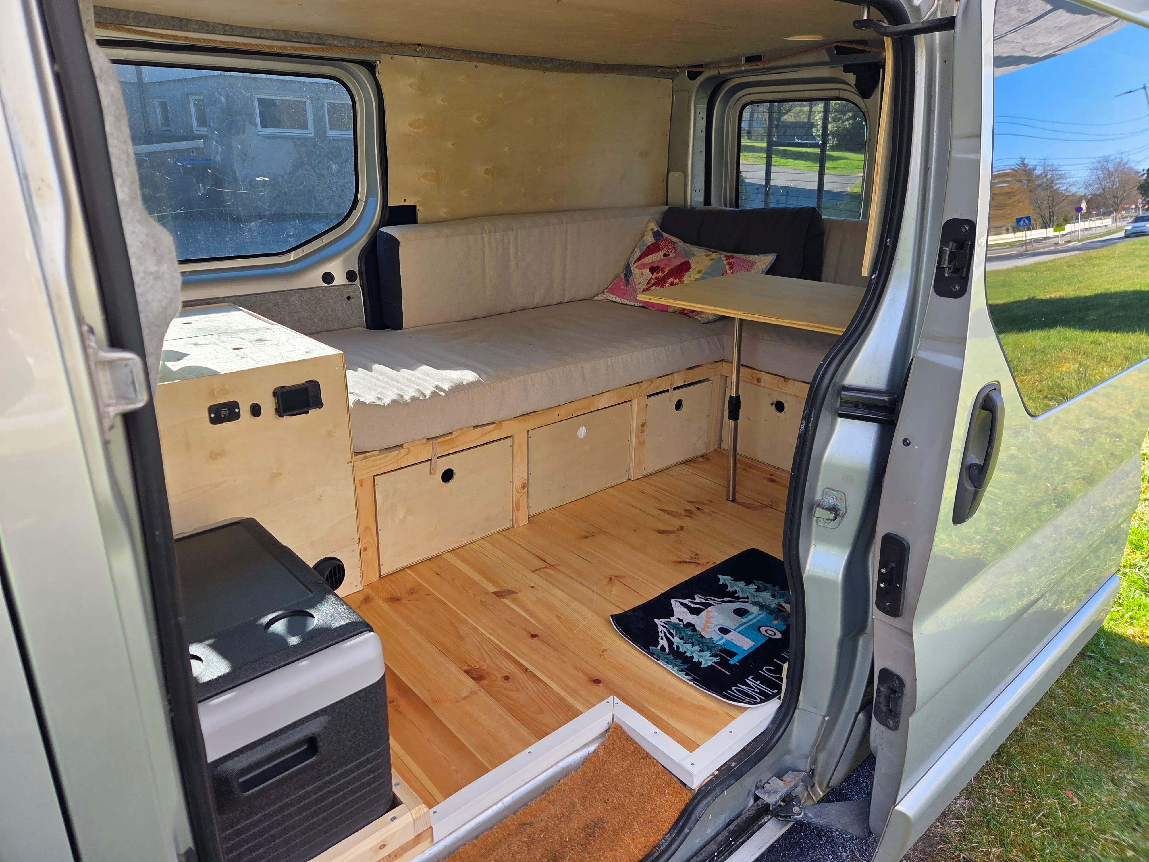 Opel Vivaro med Cruisekontroll