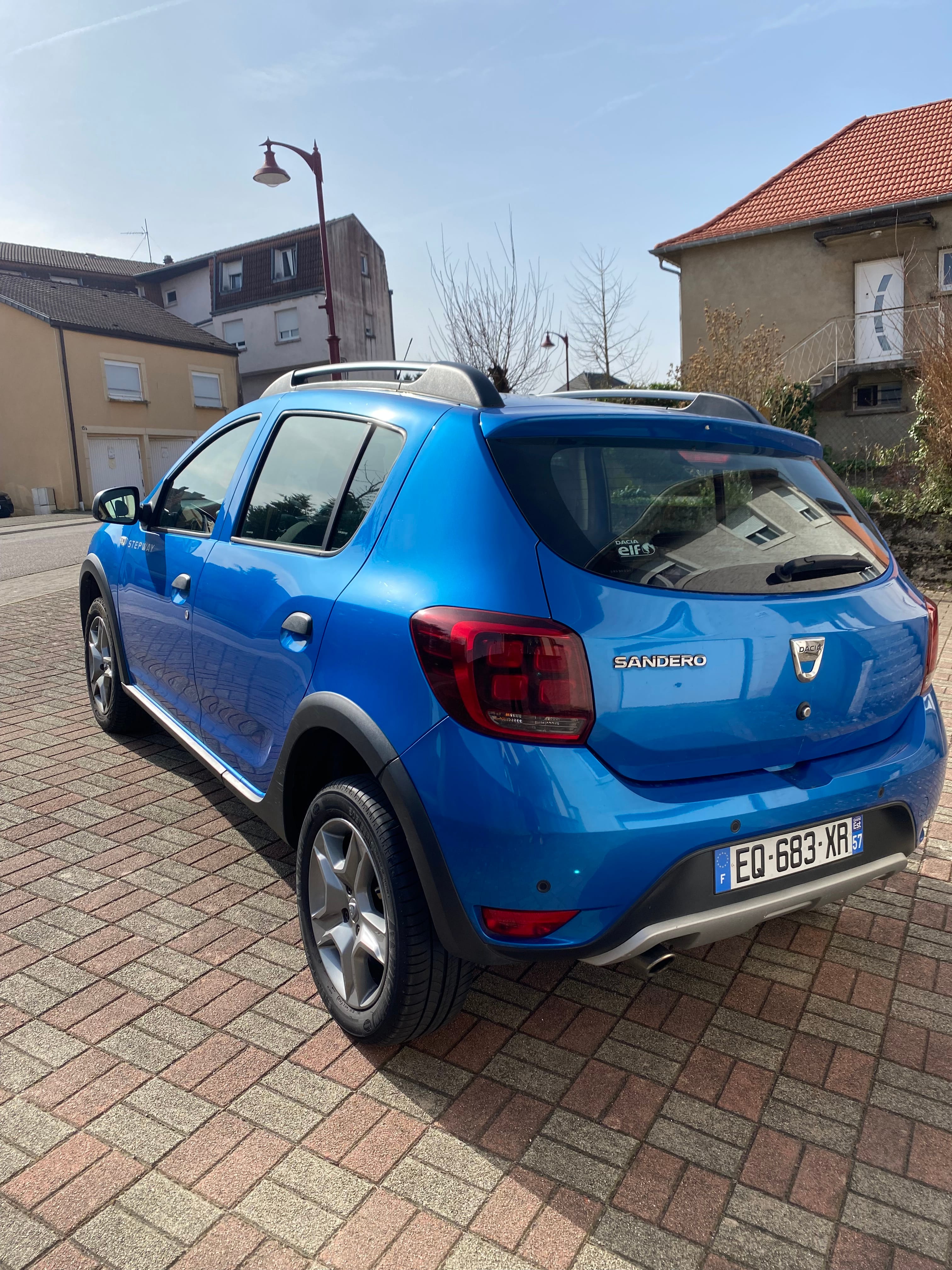 Dacia Sandero Stepway avec GPS