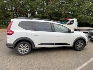Dacia Jogger, 2023, Essence 95, 7 places