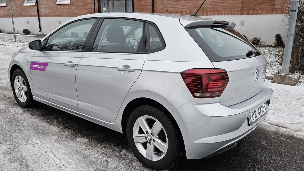 Volkswagen Polo with Cruise control