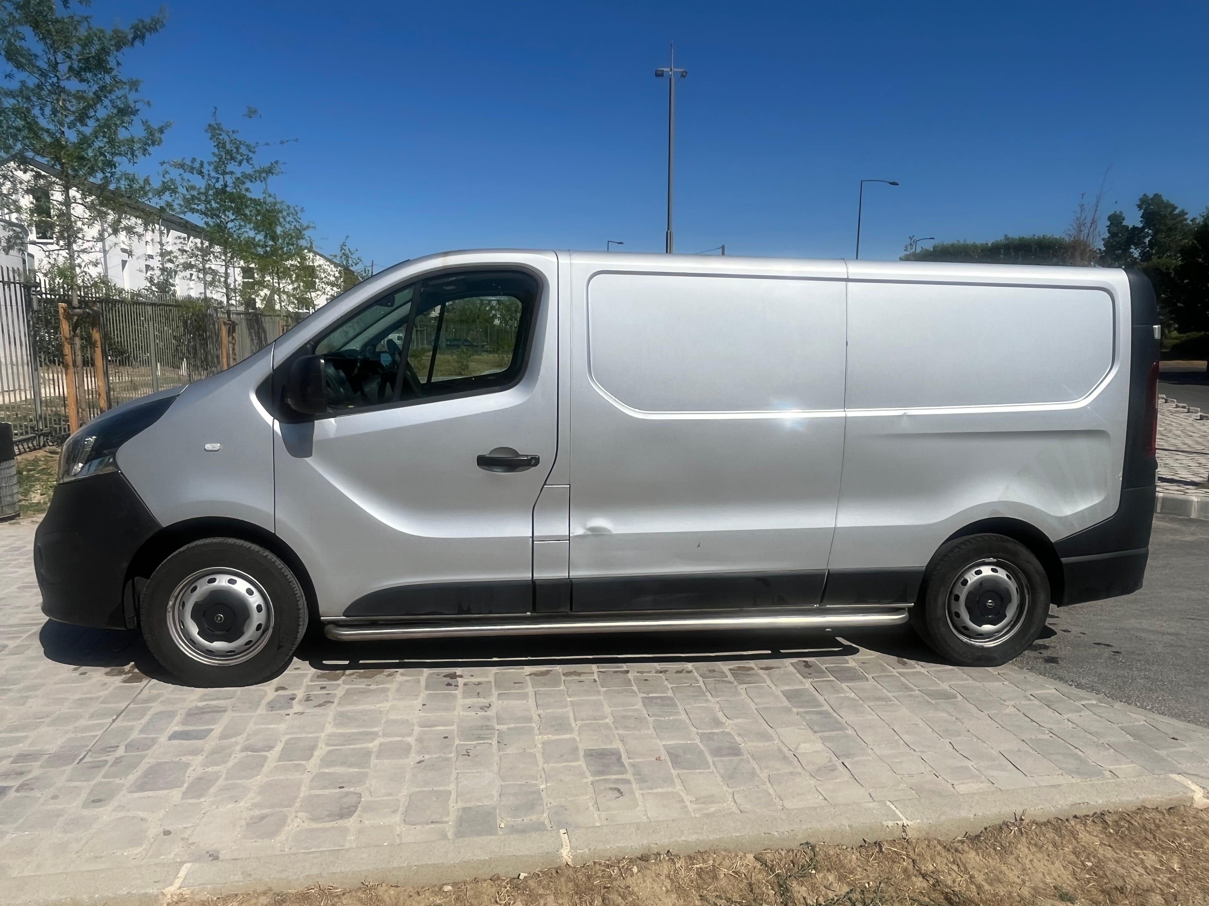 Opel Vivaro avec Climatisation