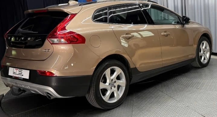 Volvo V40 Cross Country mit Rückfahrkamera