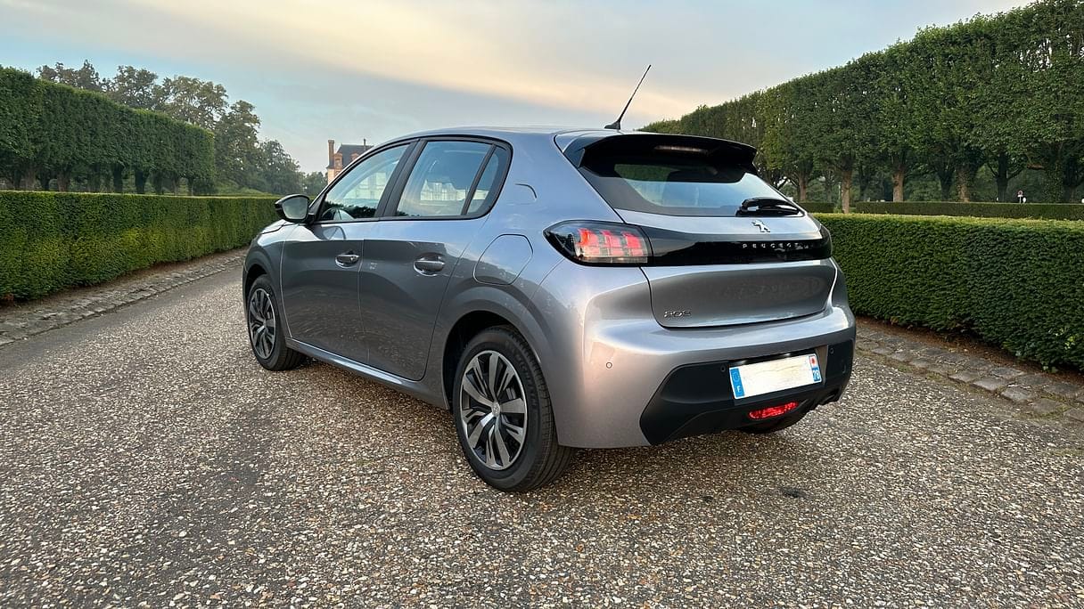 Peugeot 208 ACTIVE PACK PURETECH 75CH BVM avec Régulateur de vitesse