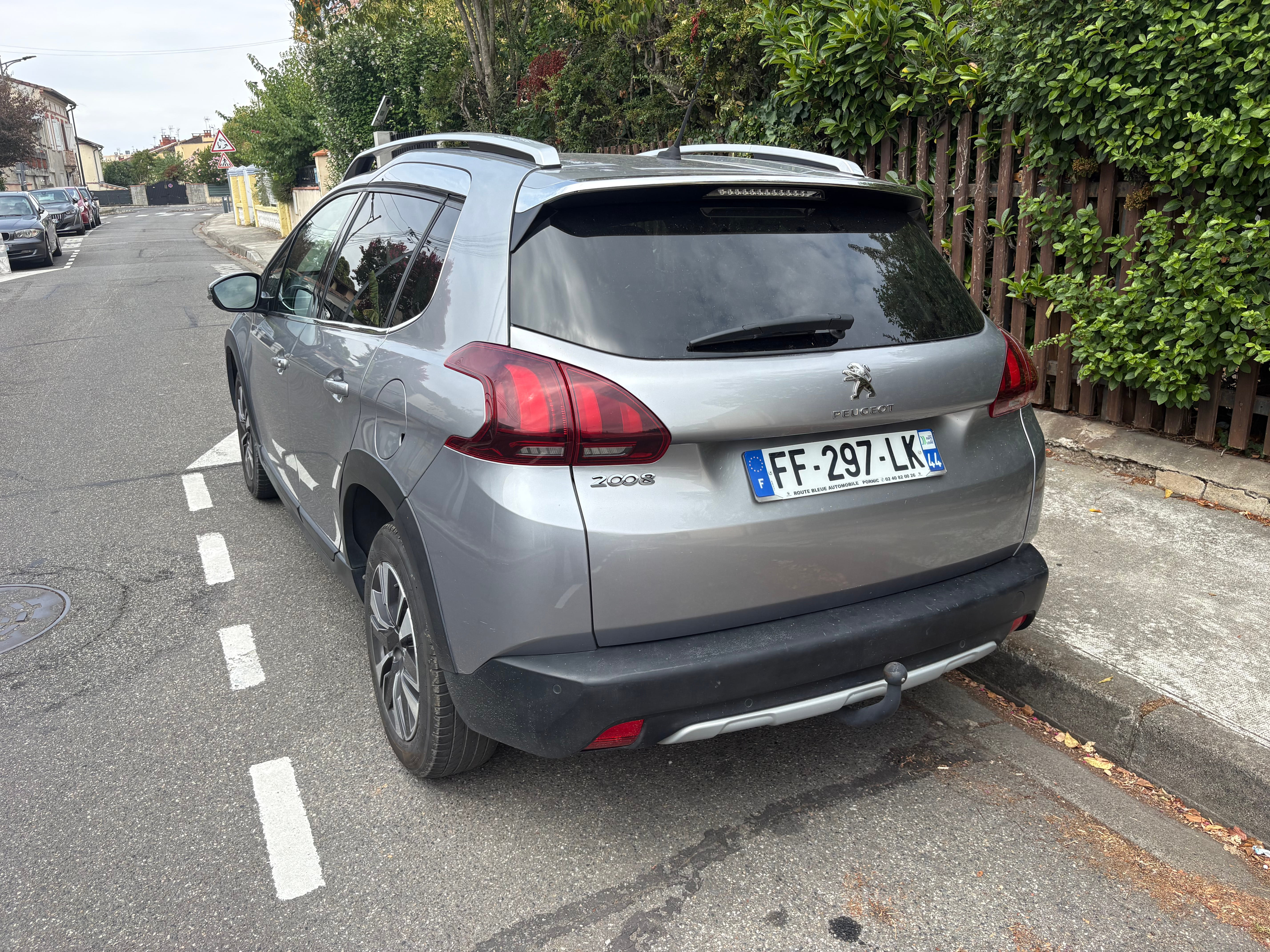 Peugeot 2008 avec GPS