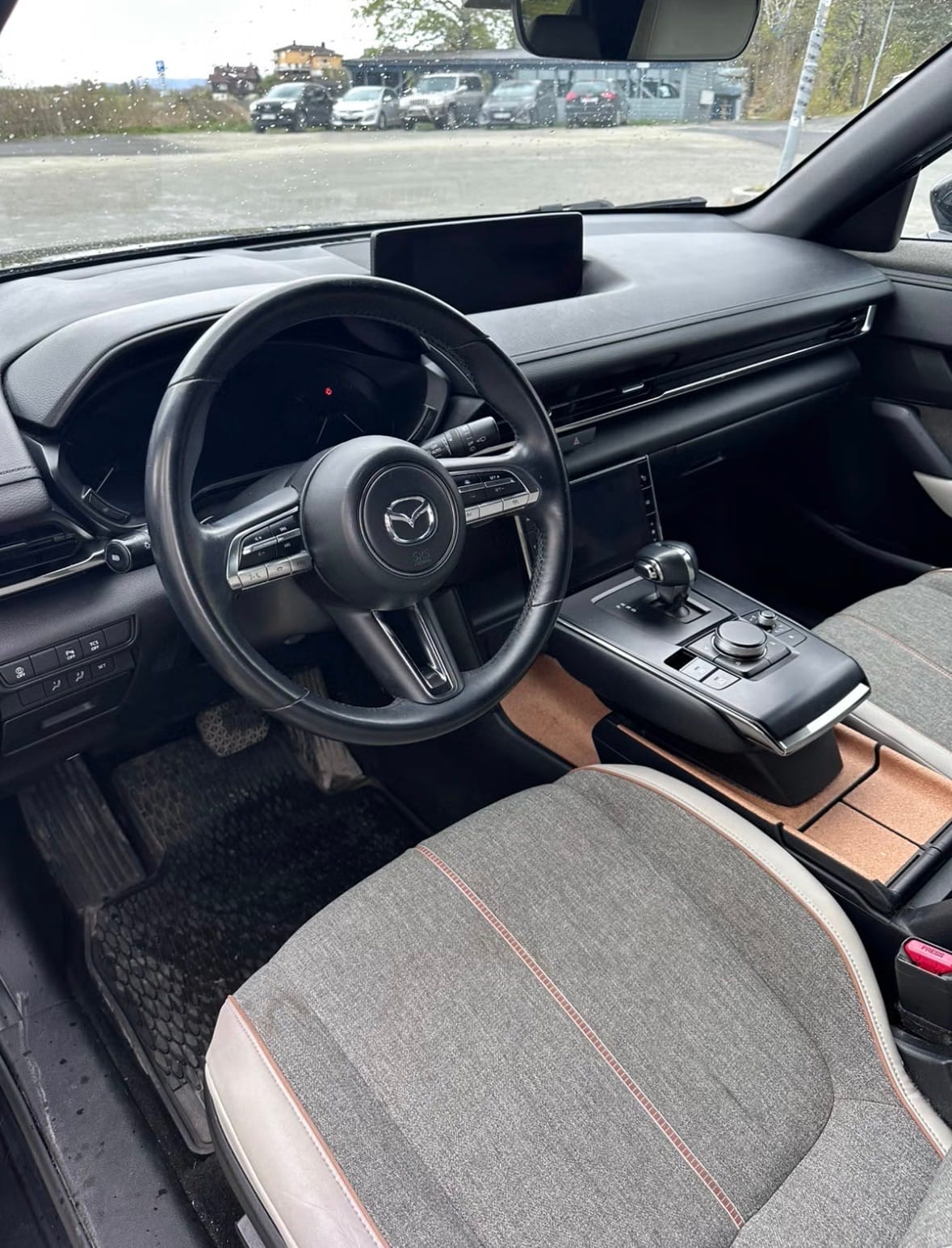 Mazda MX-30 med Cruisekontroll