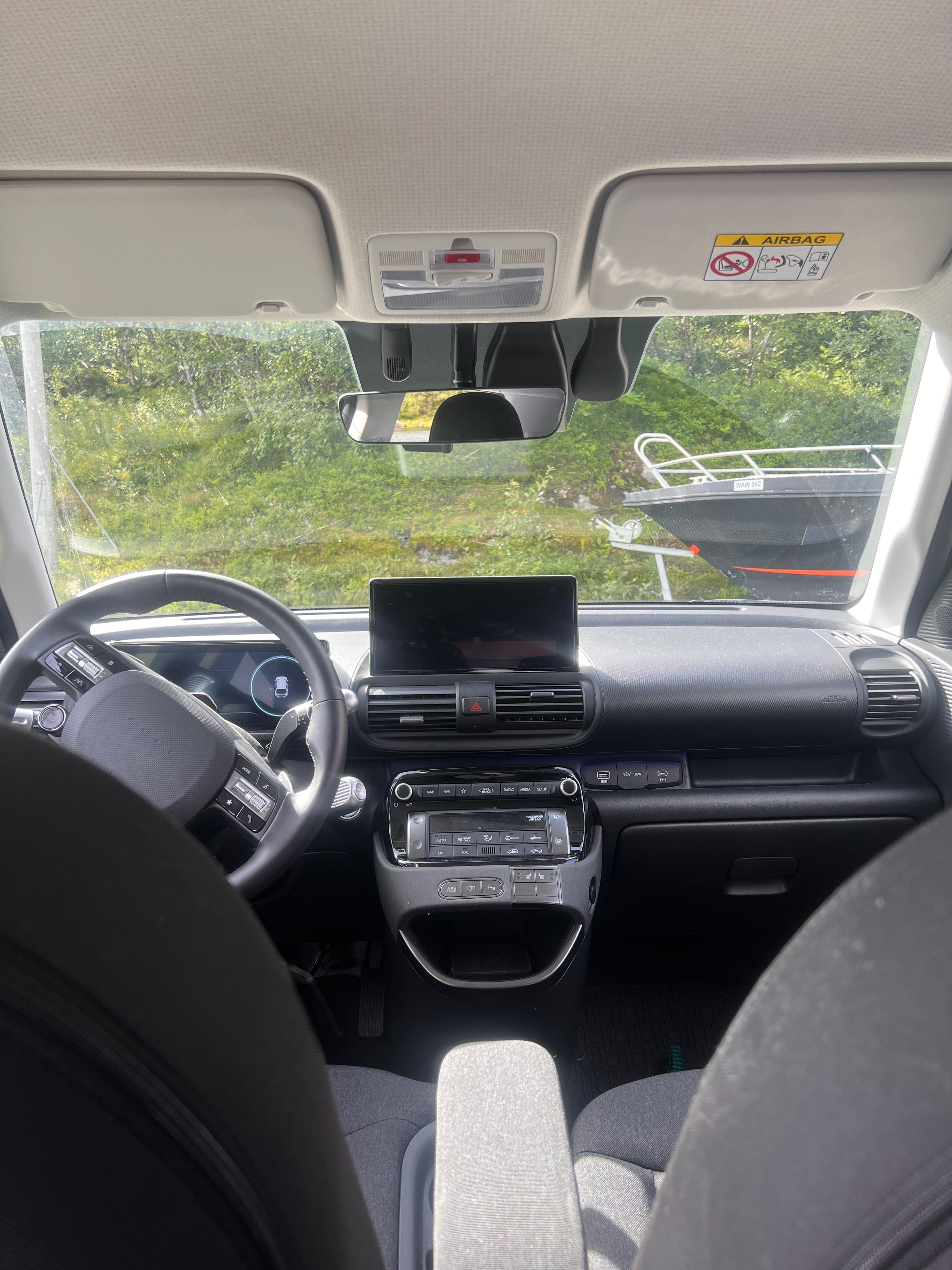 Hyundai Inster with Car radio