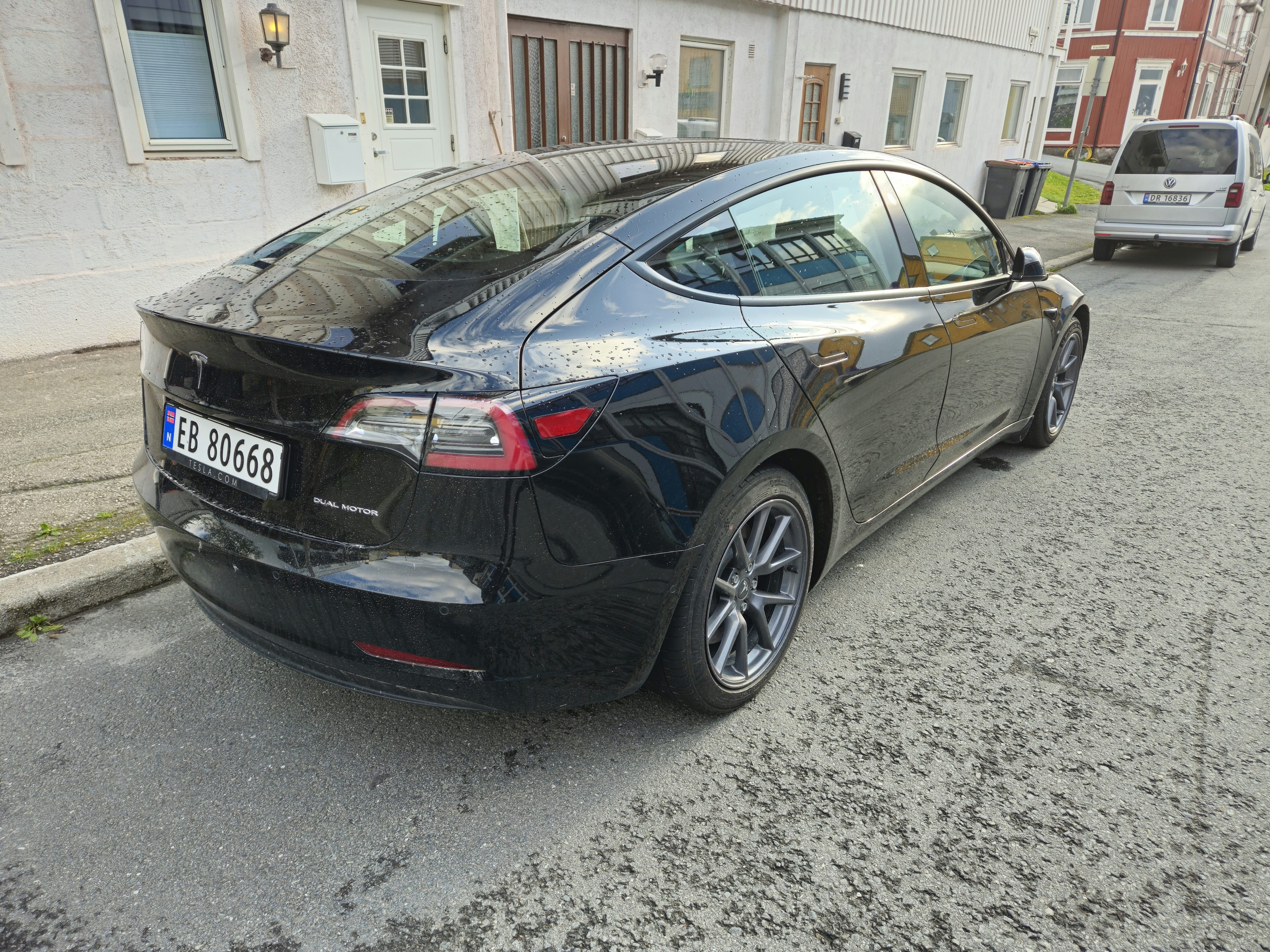 Tesla Model 3 Long Range AWD met GPS