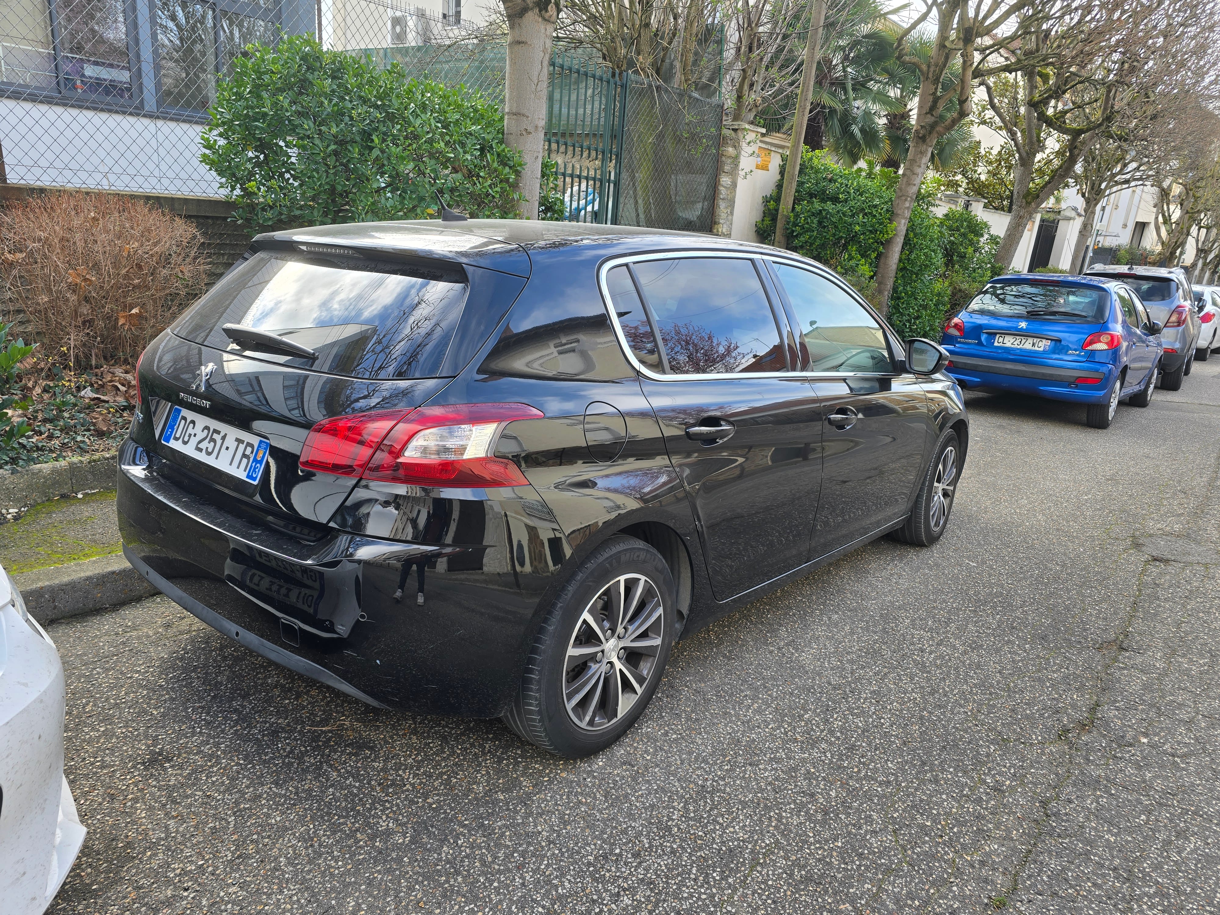 Peugeot 308 avec GPS