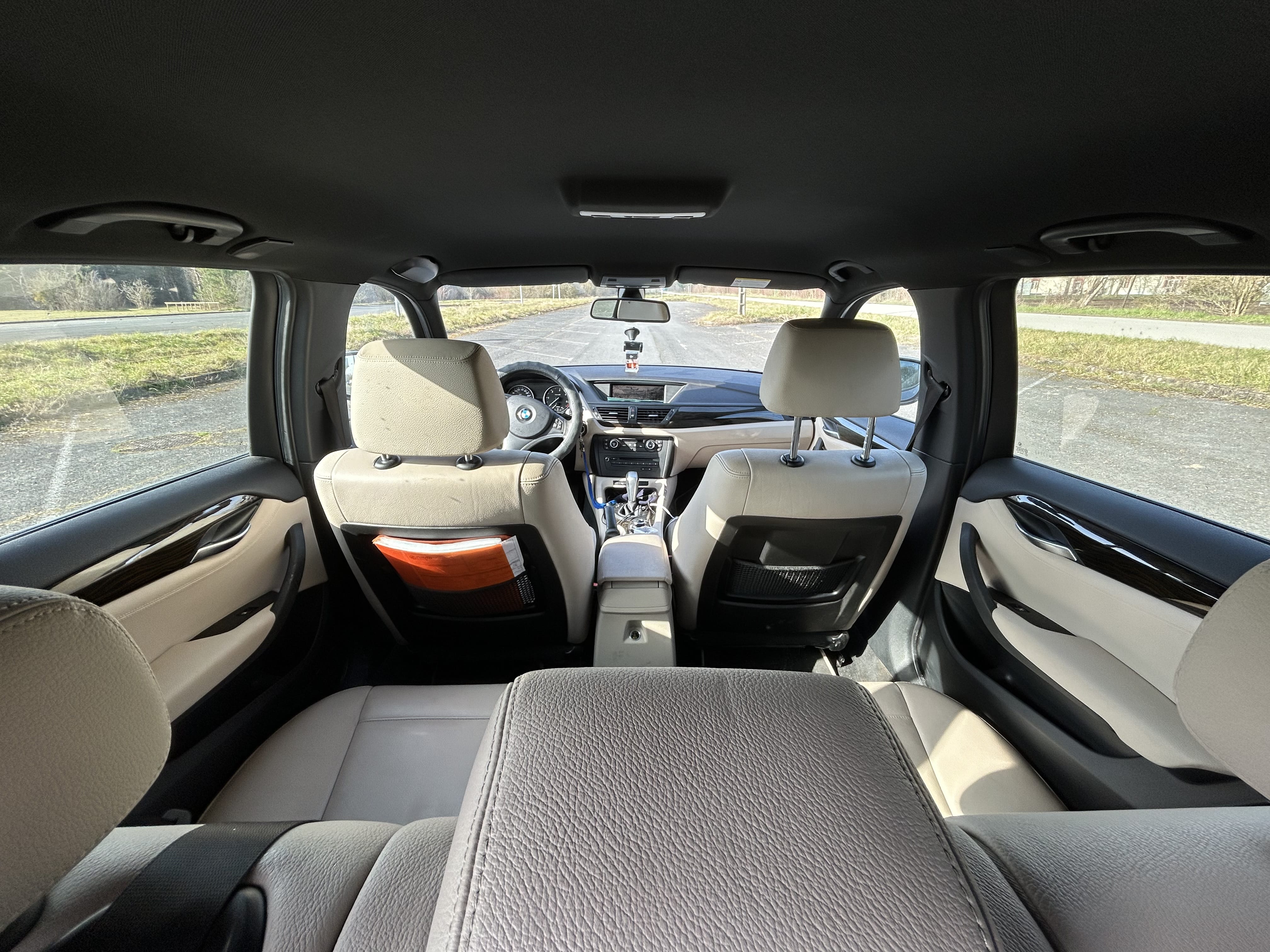 BMW X1 avec Entrée audio / iPod