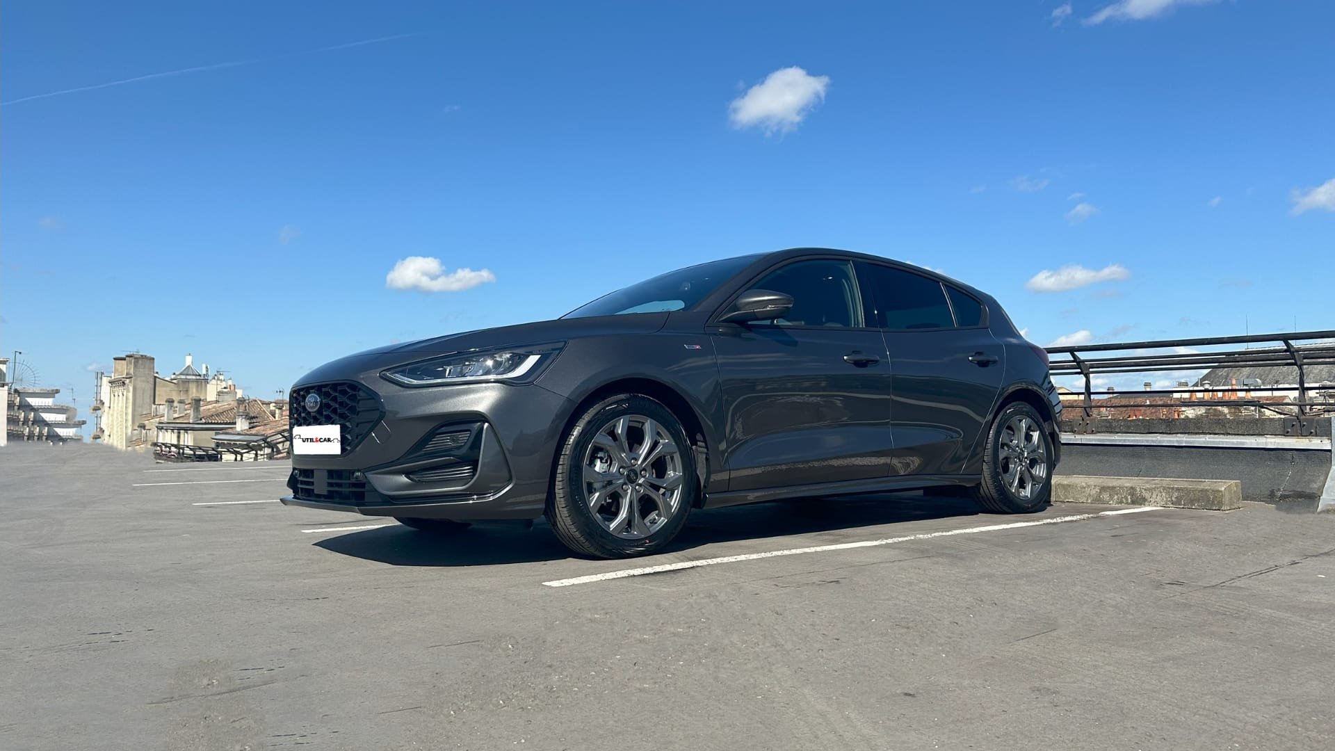 Ford Focus ST Line AUTO | Hybride 5.4L | GARE ST-JEAN (750m), 2023, Essence 95 / Électrique (hybride), automatique