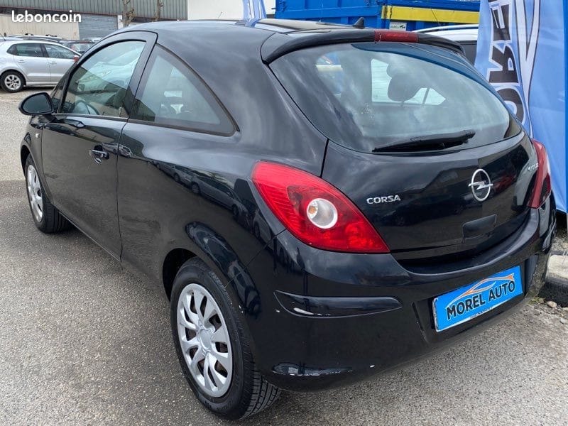 Opel Corsa avec Climatisation