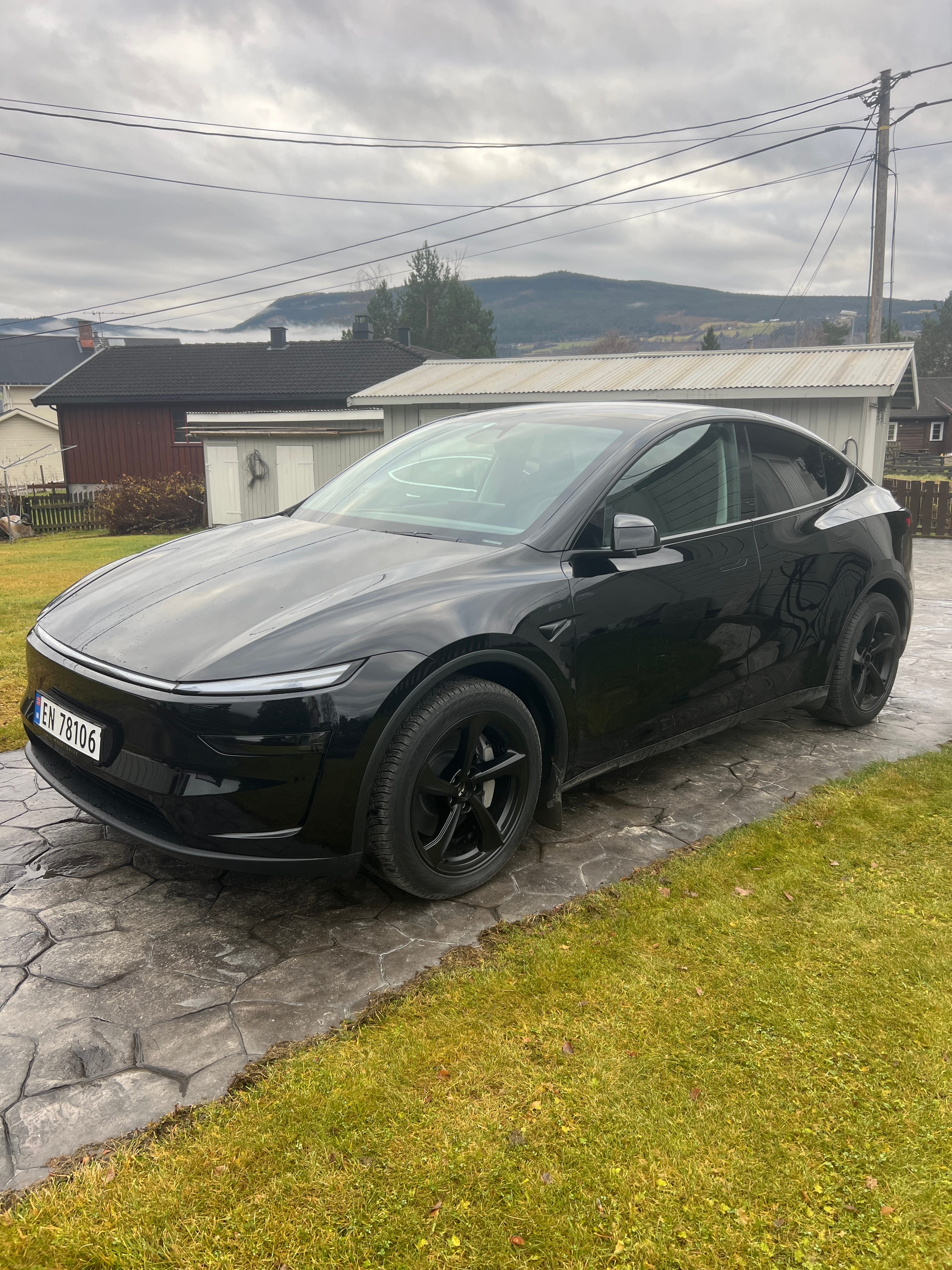 Tesla Model Y Long Range, 2025, Elektrisk, automatisk