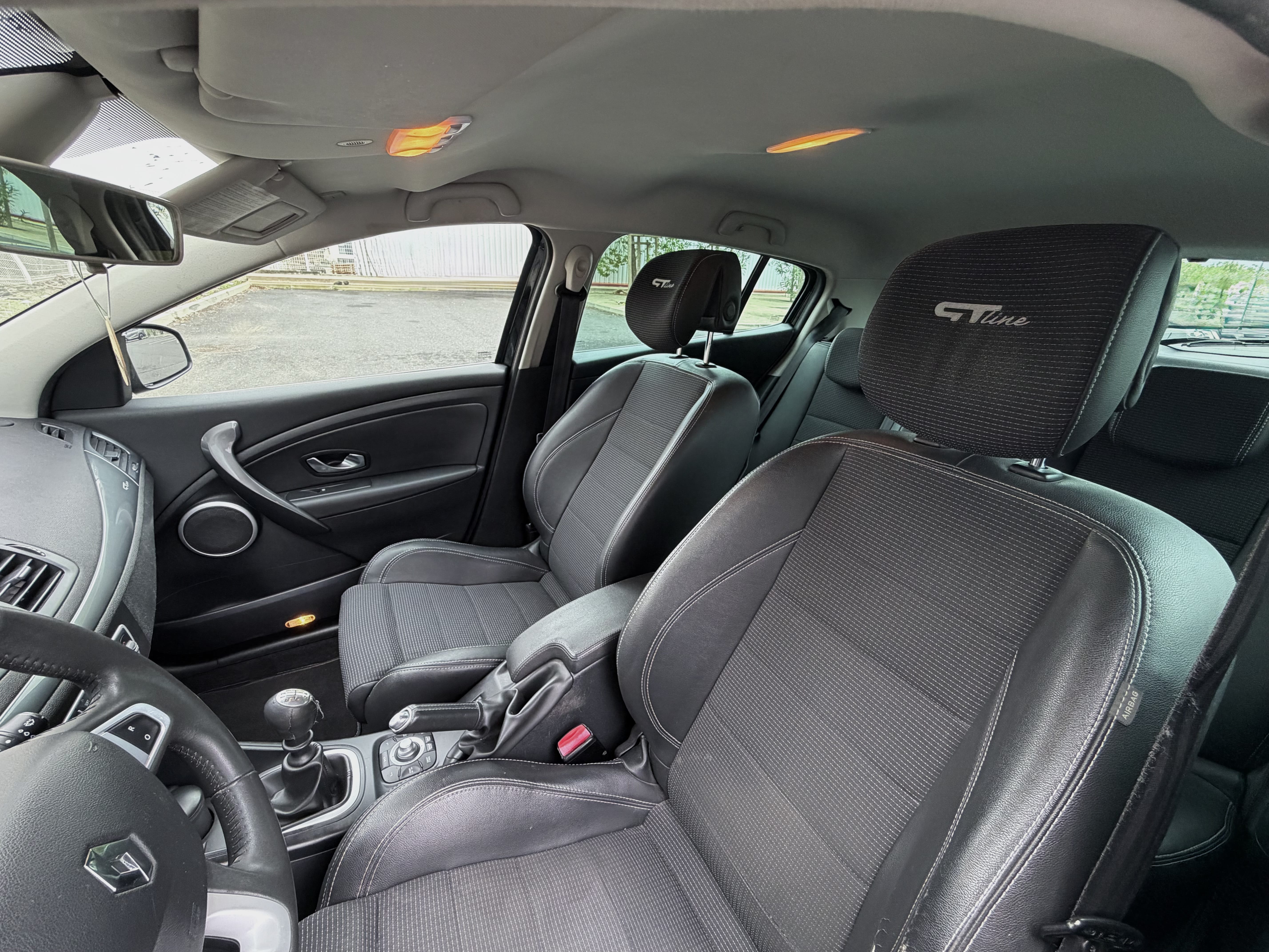 Renault Mégane avec Entrée audio / iPod