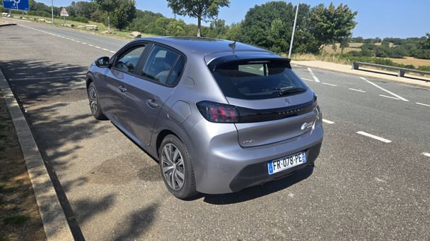 Peugeot 208 avec Régulateur de vitesse