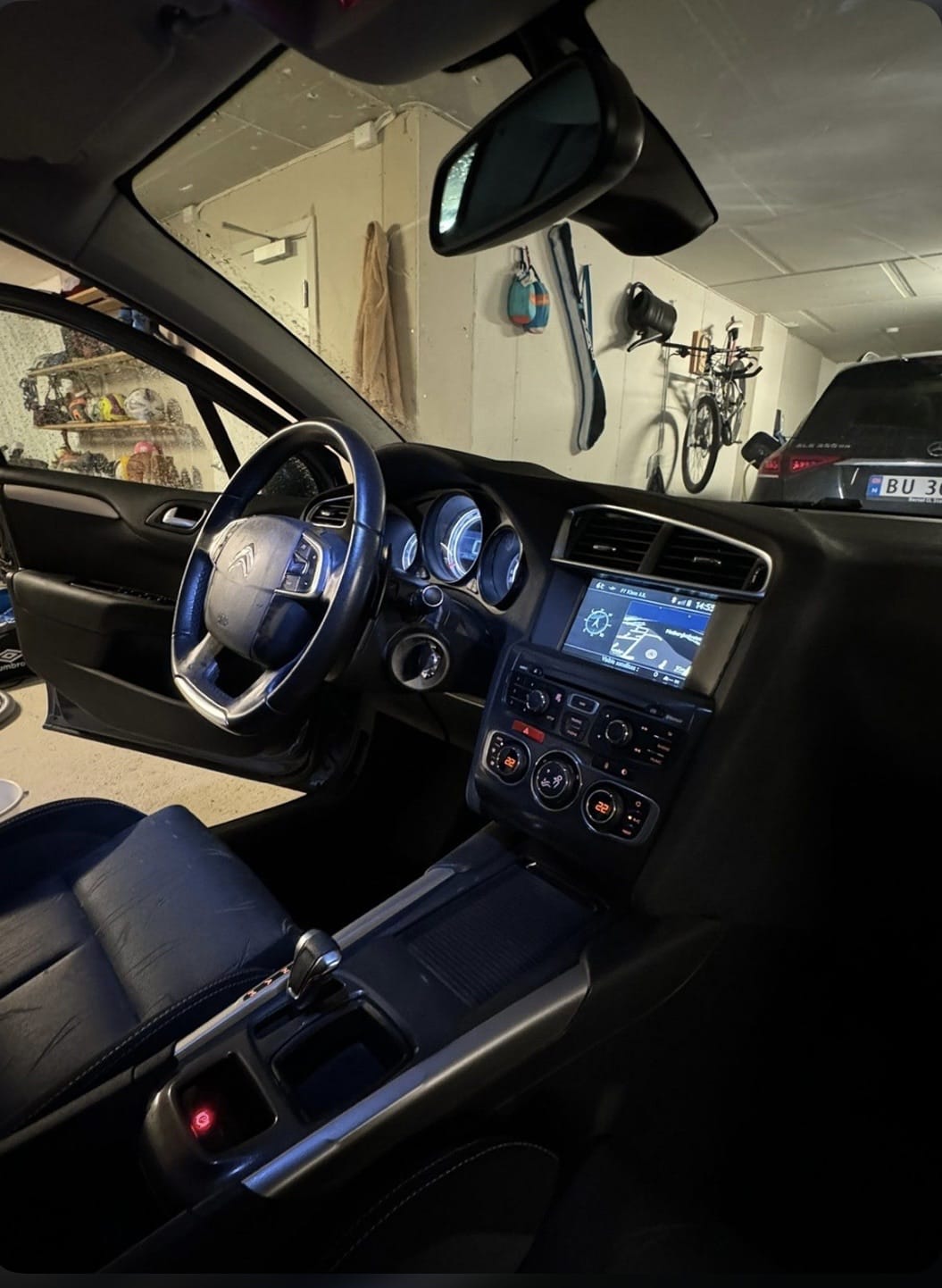 Citroen C4 med Bluetooth audio