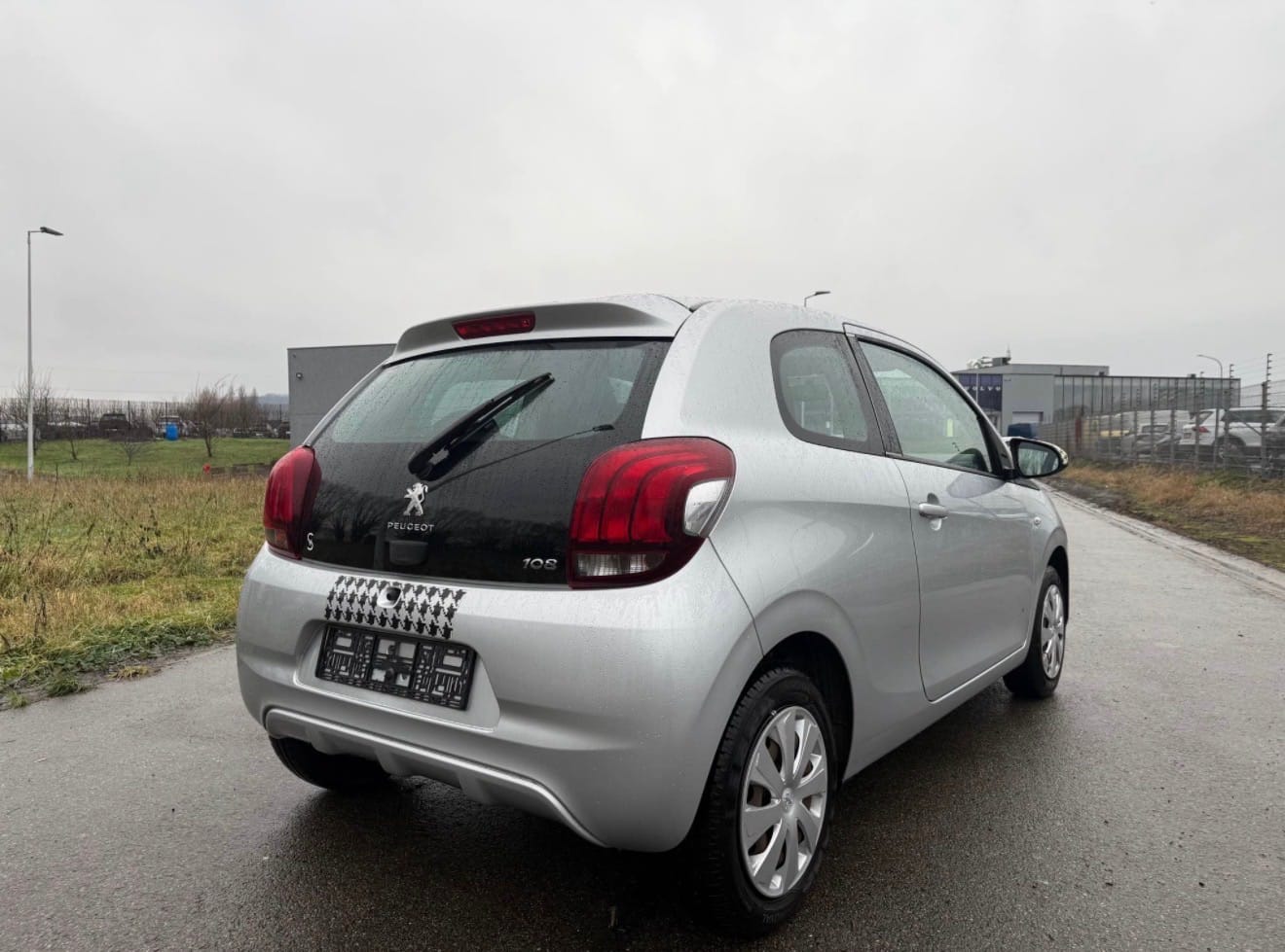 Peugeot 108 avec Port USB