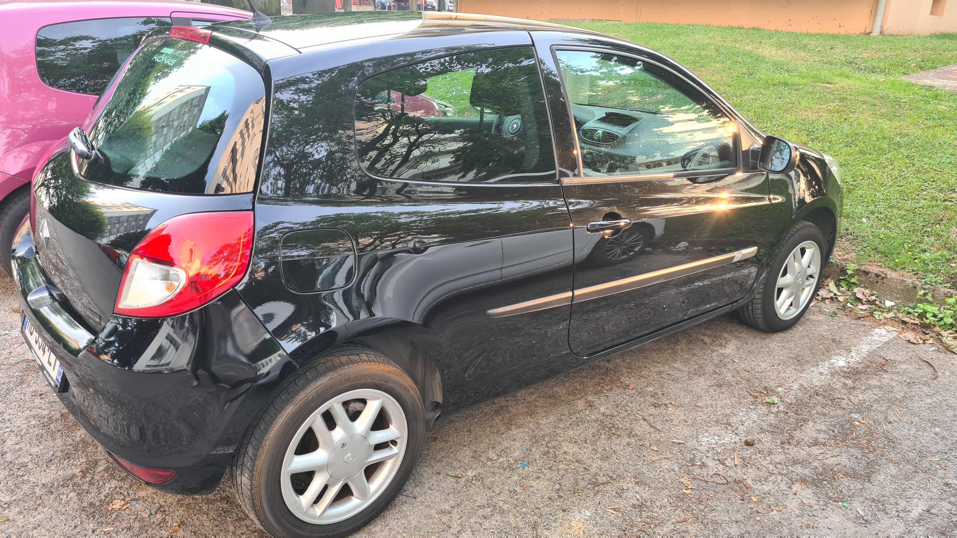 Renault Clio avec Climatisation