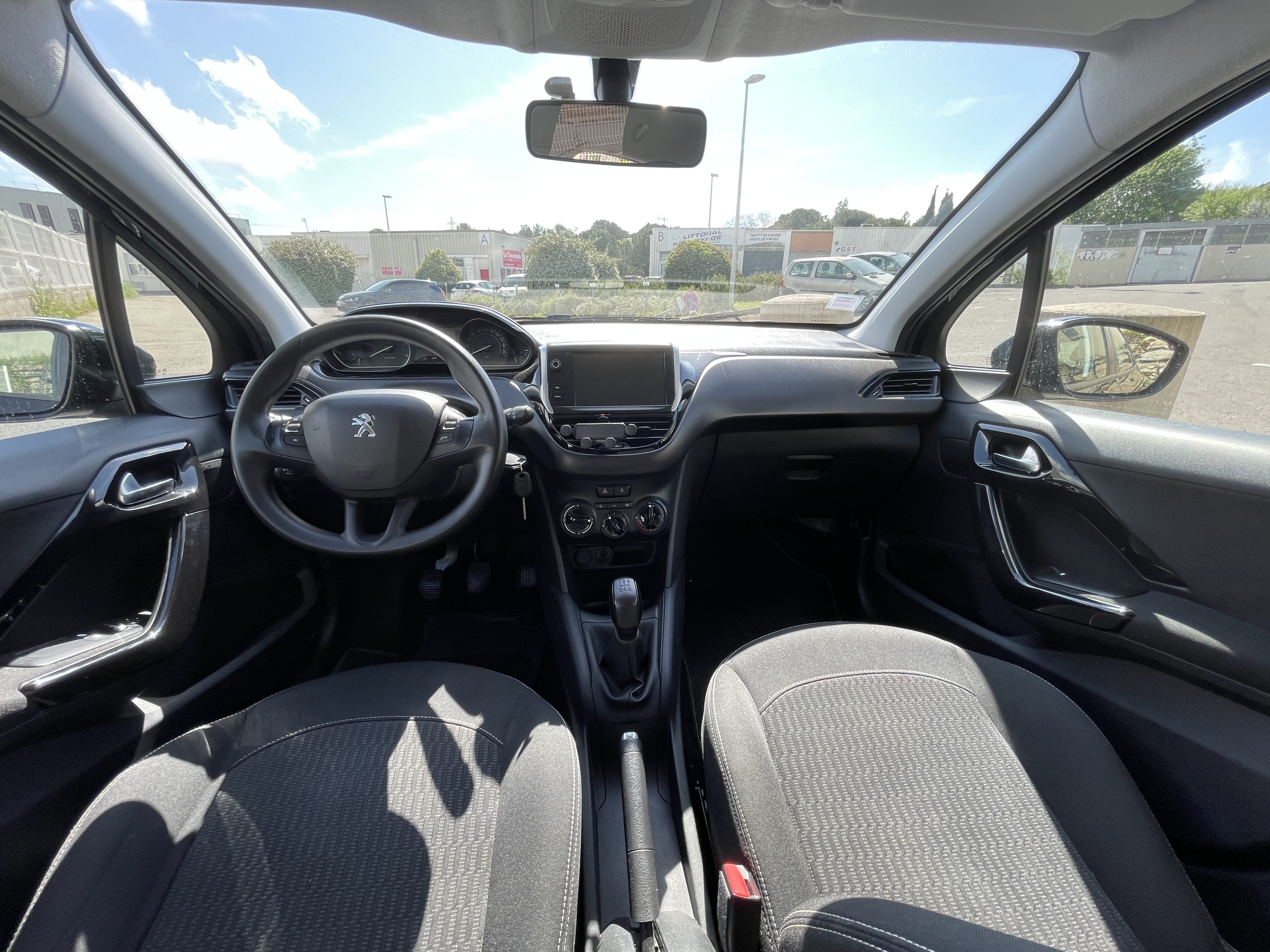 Peugeot 208 avec Régulateur de vitesse
