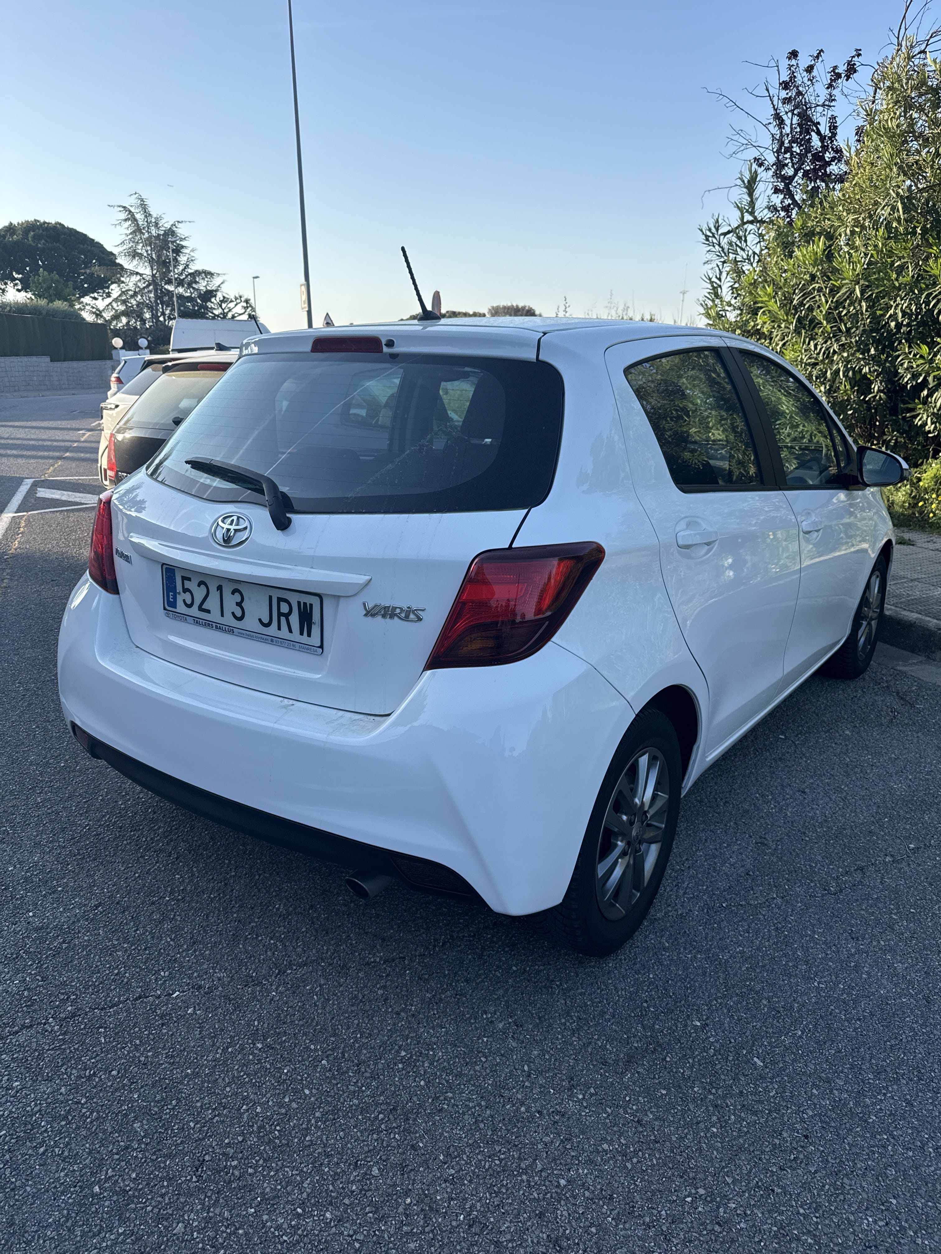 Toyota Yaris med Bilradio