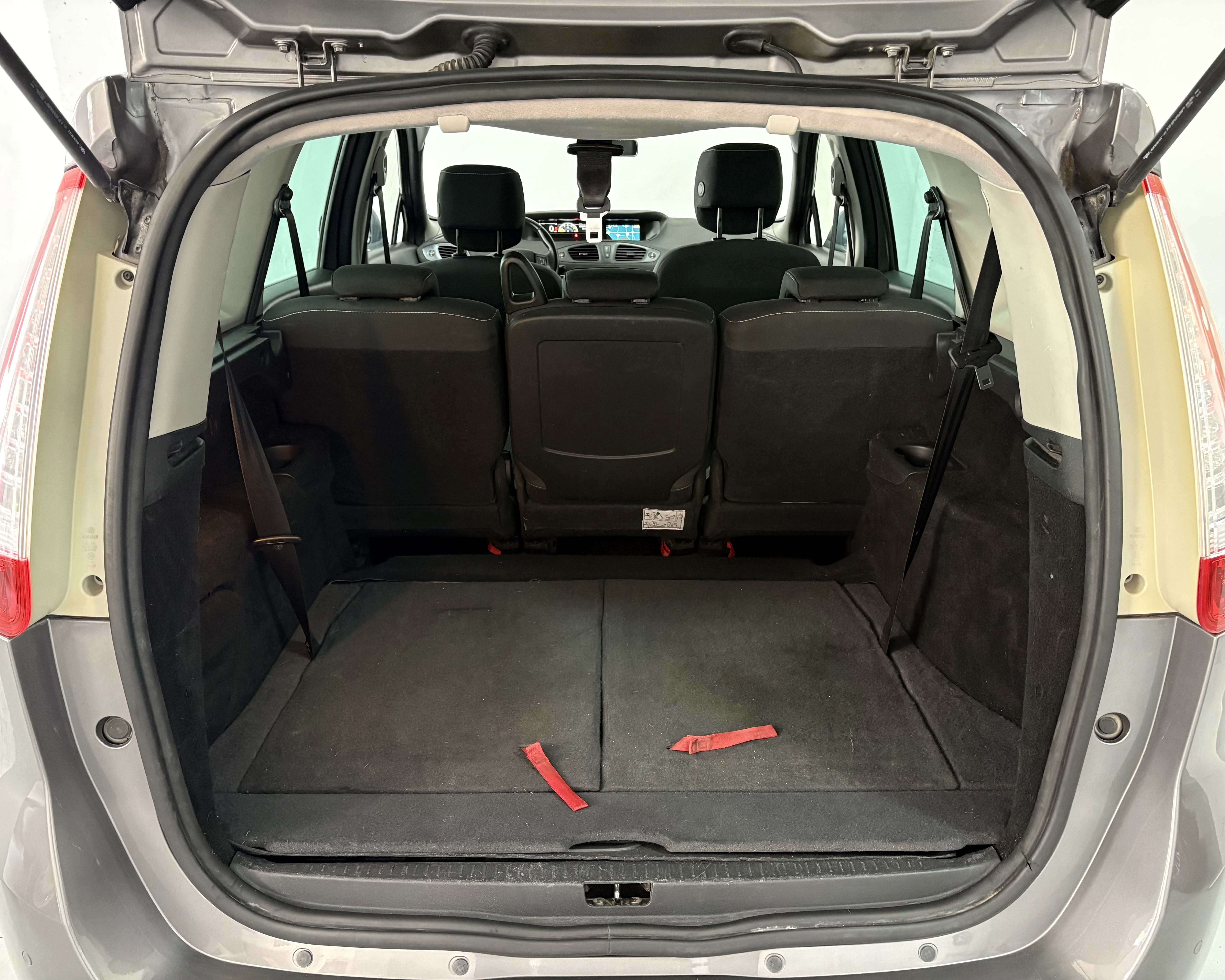Renault Grand Scenic con Radio 