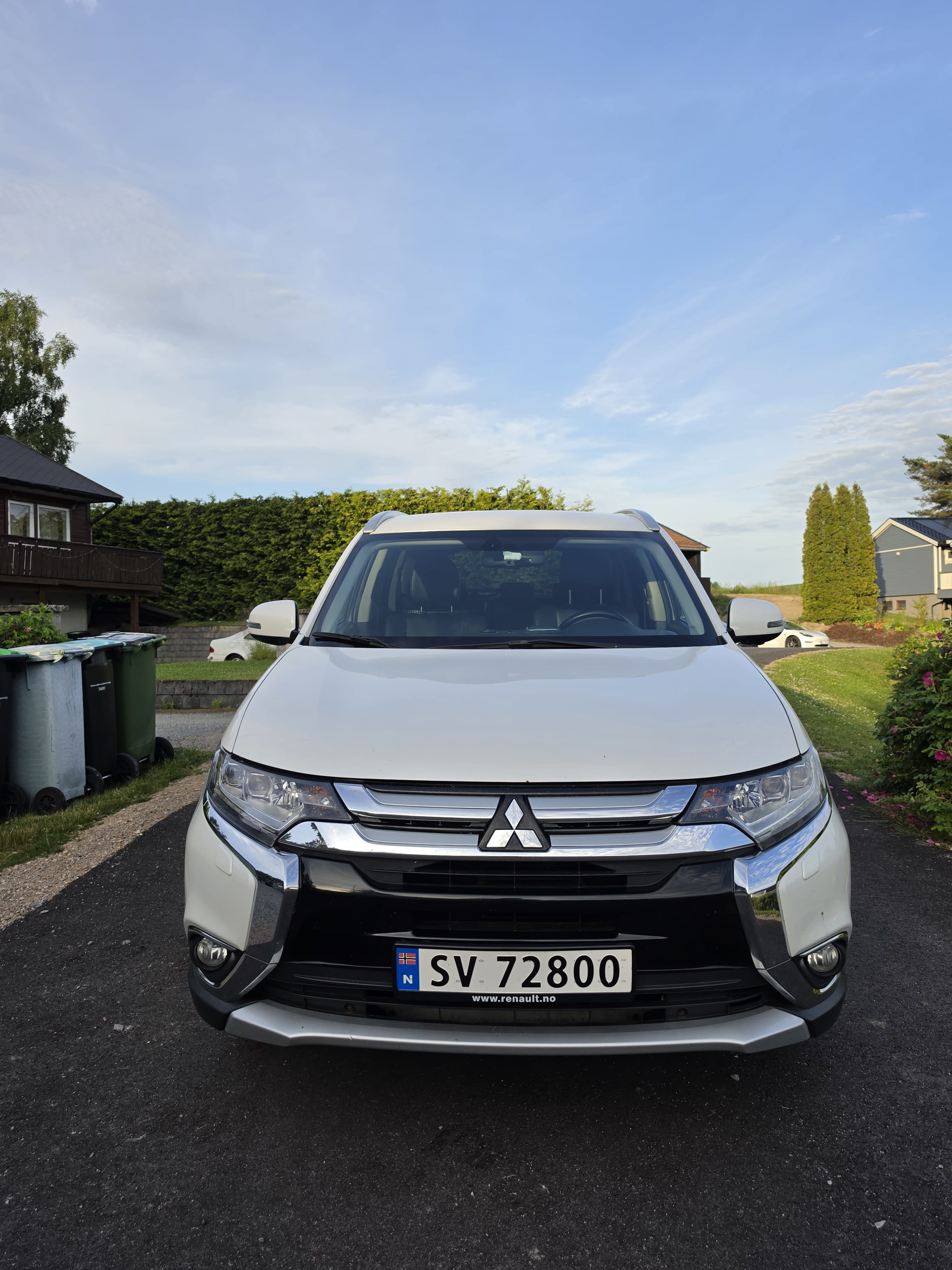 Mitsubishi Outlander with GPS
