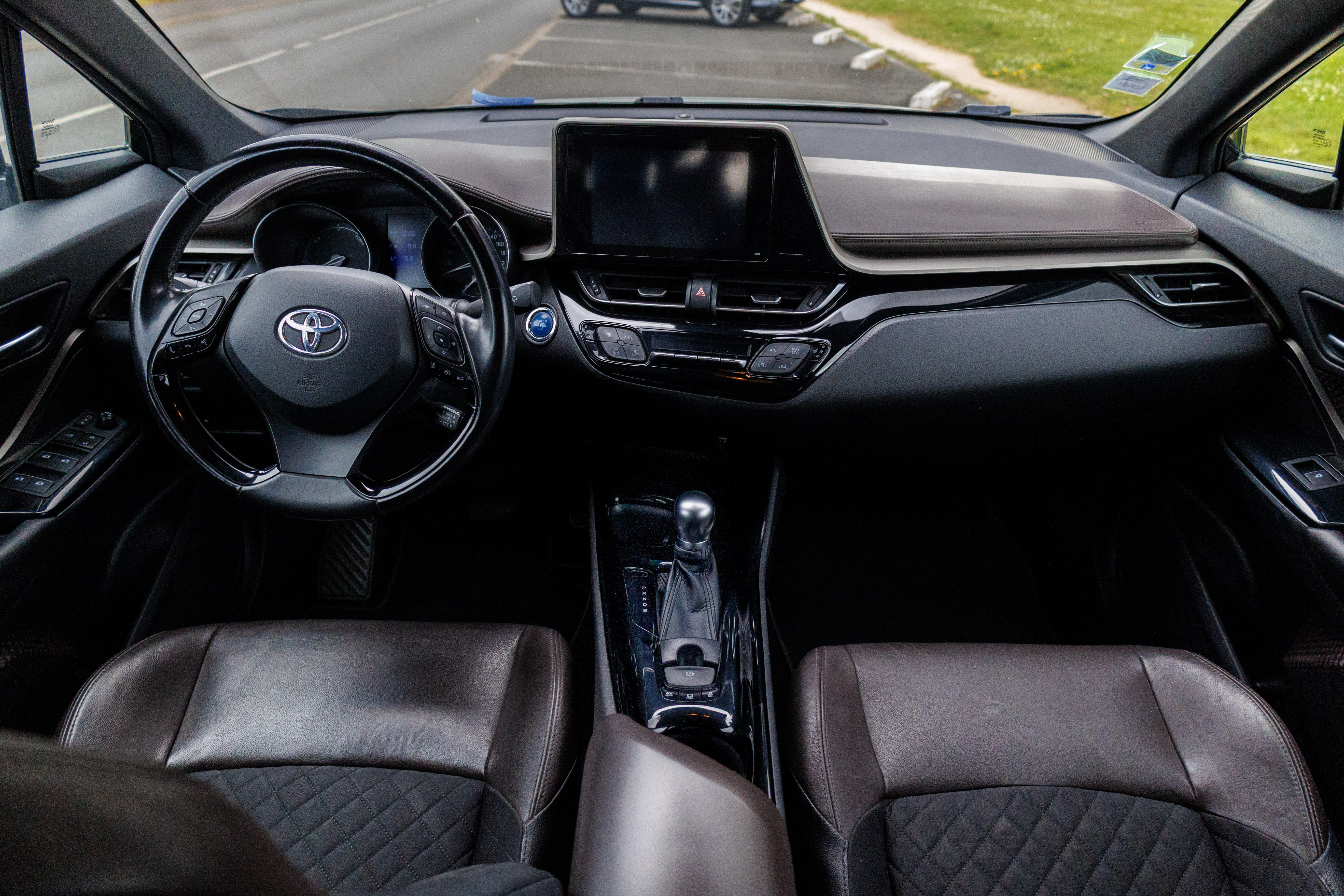 Toyota C-HR Hybrid avec Régulateur de vitesse