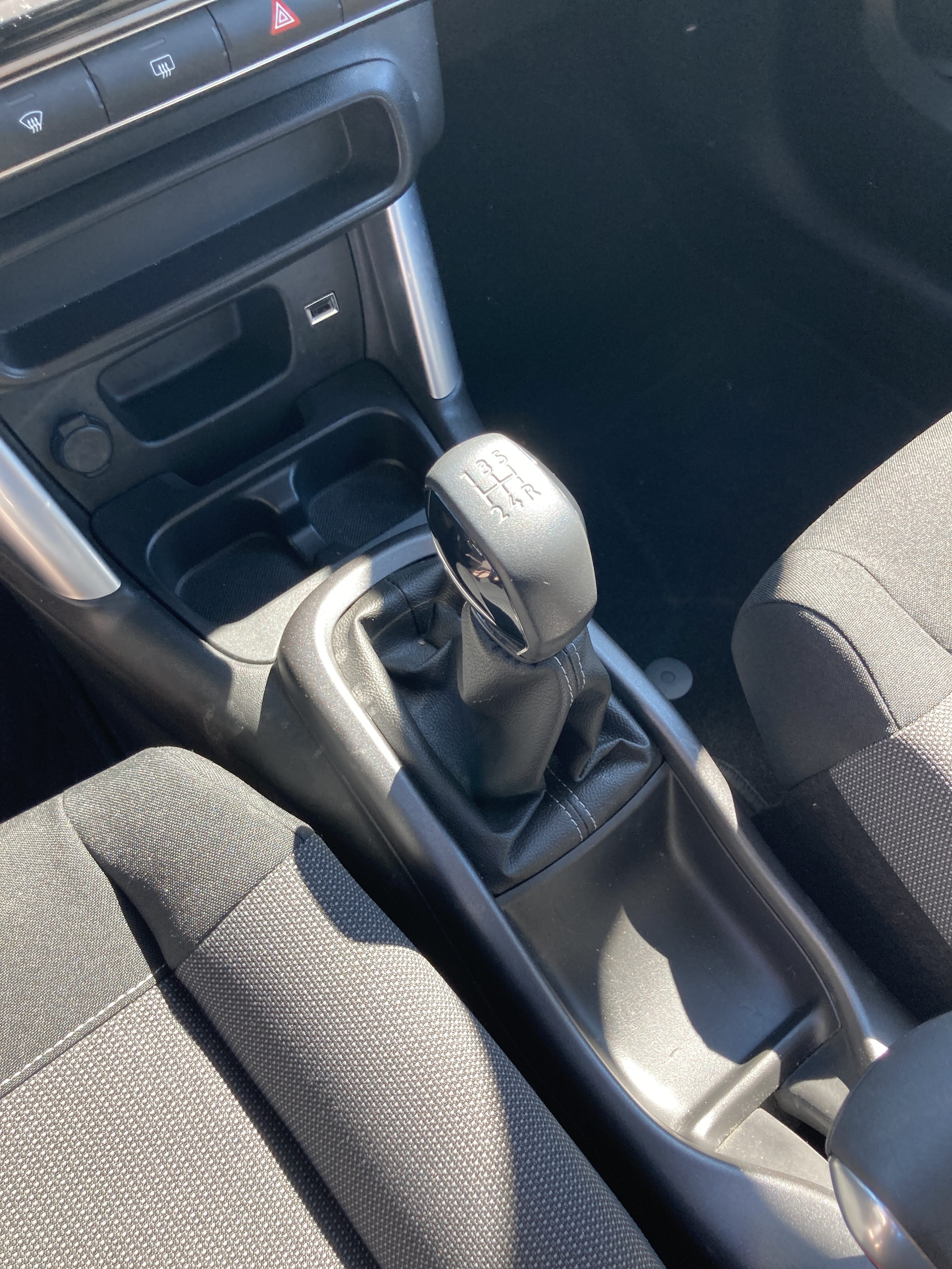Citroen C3 Aircross 1.2 pure tech avec Entrée audio / iPod