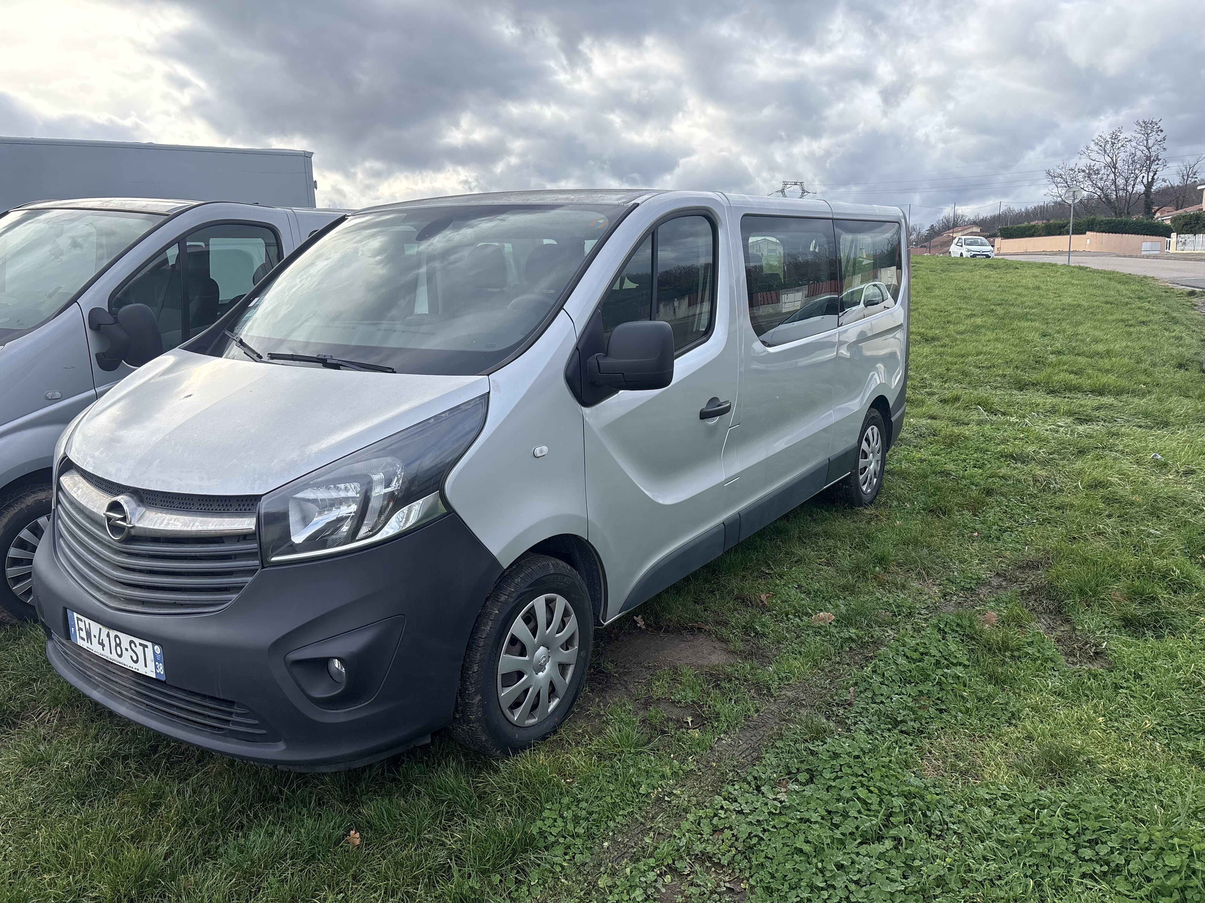 Opel Vivaro, 2018, Diesel, 9 places et plus