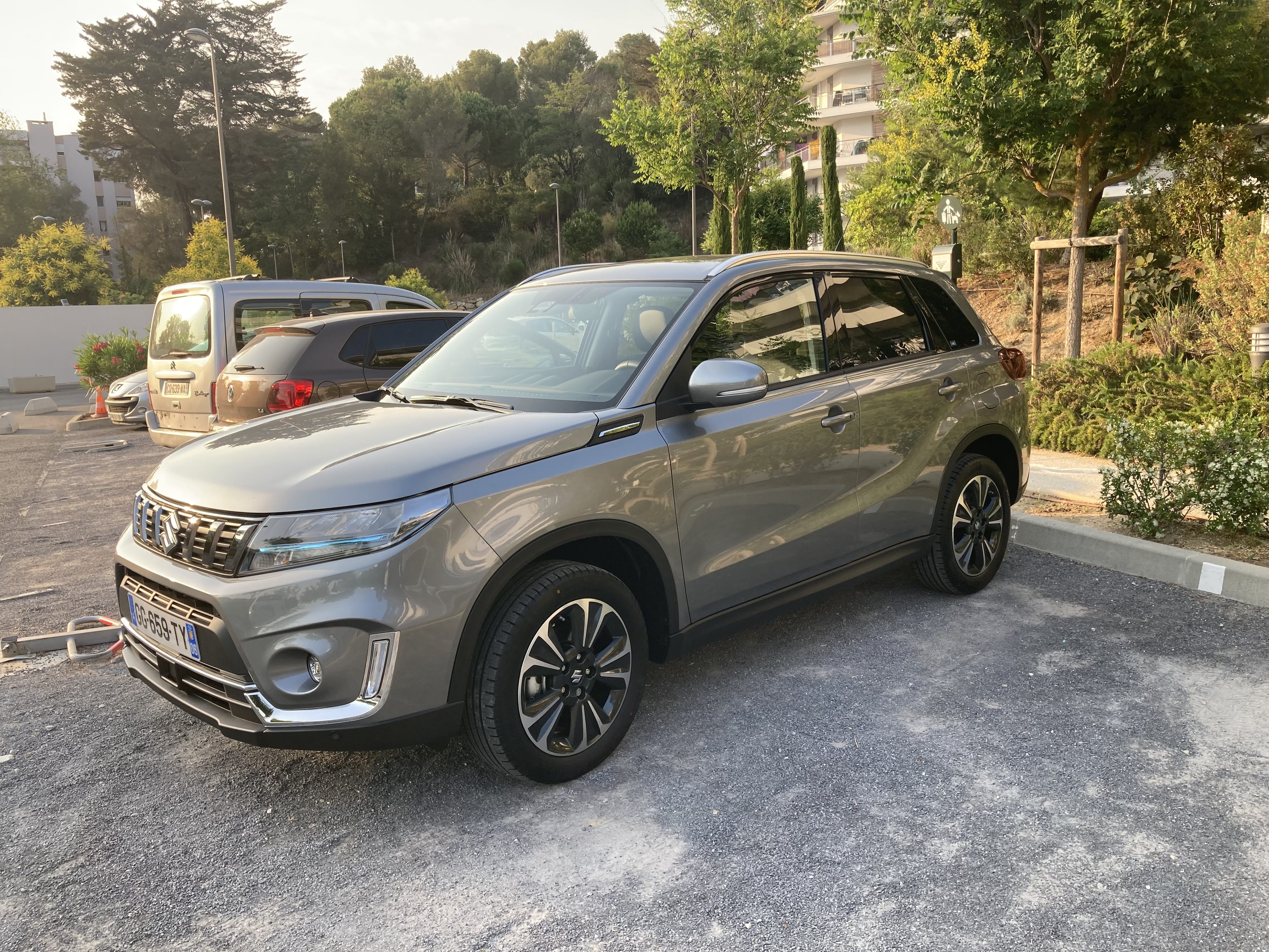 Suzuki Grand Vitara, 2022, Essence 95, automatique