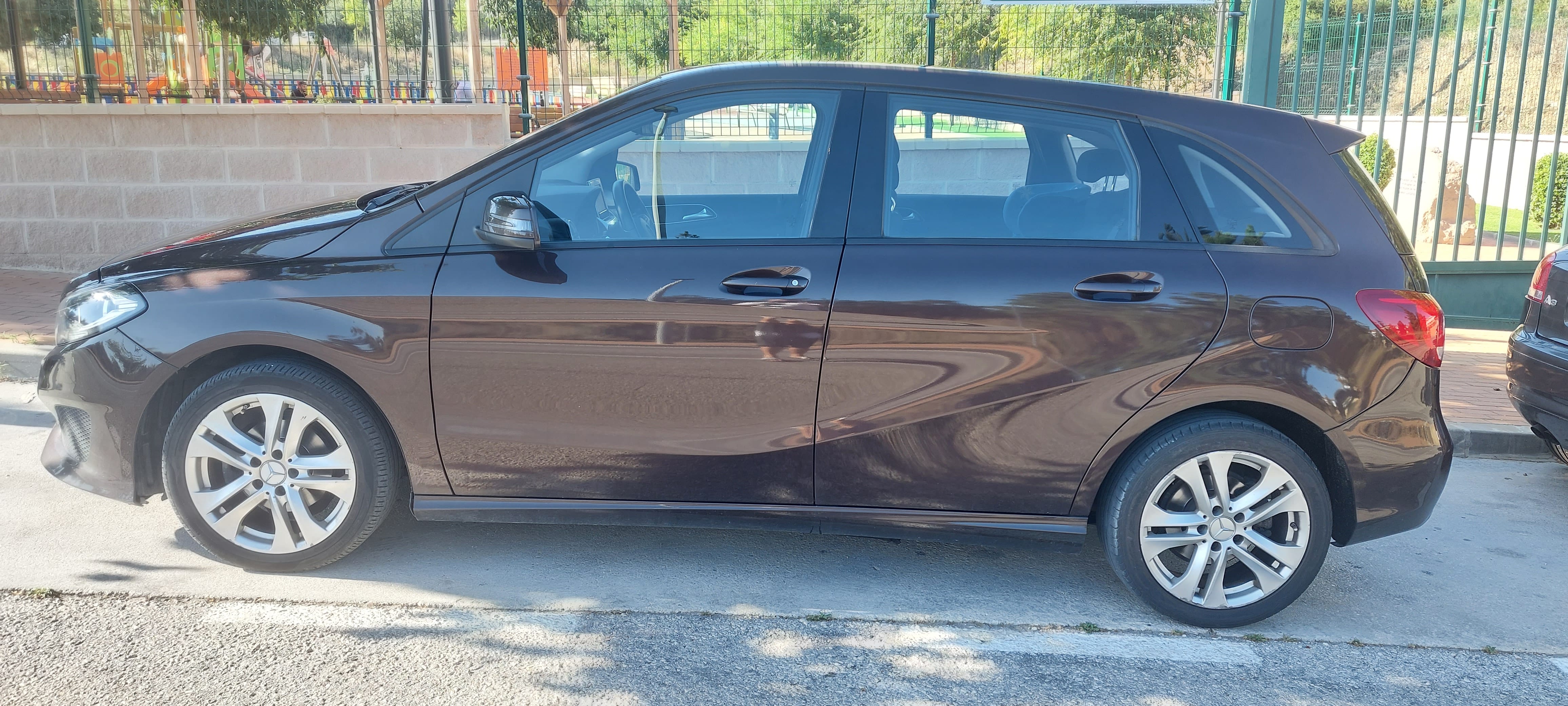 Mercedes-Benz Clase B con Aire acondicionado