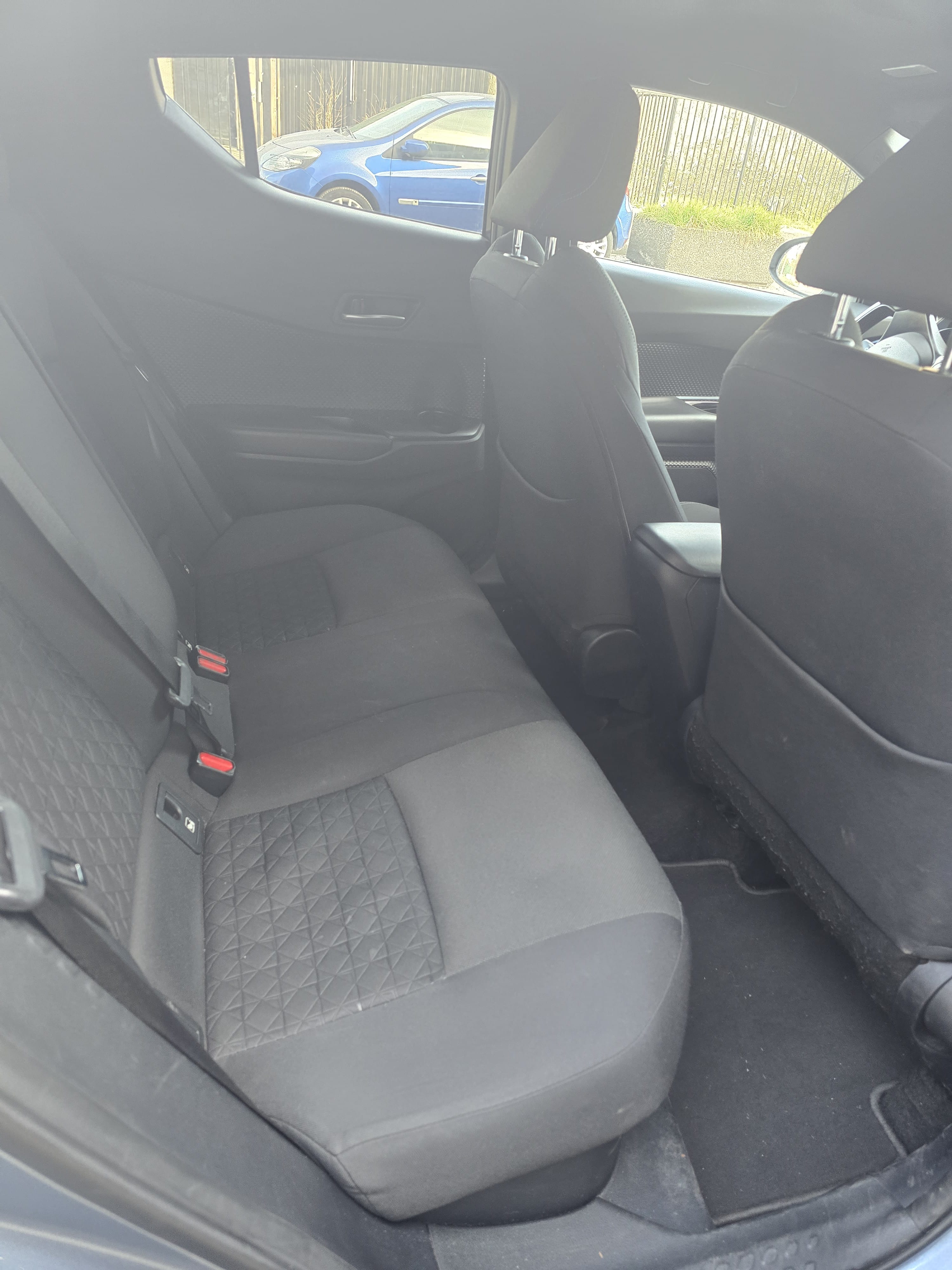 Toyota C-HR Hybrid avec Android Auto