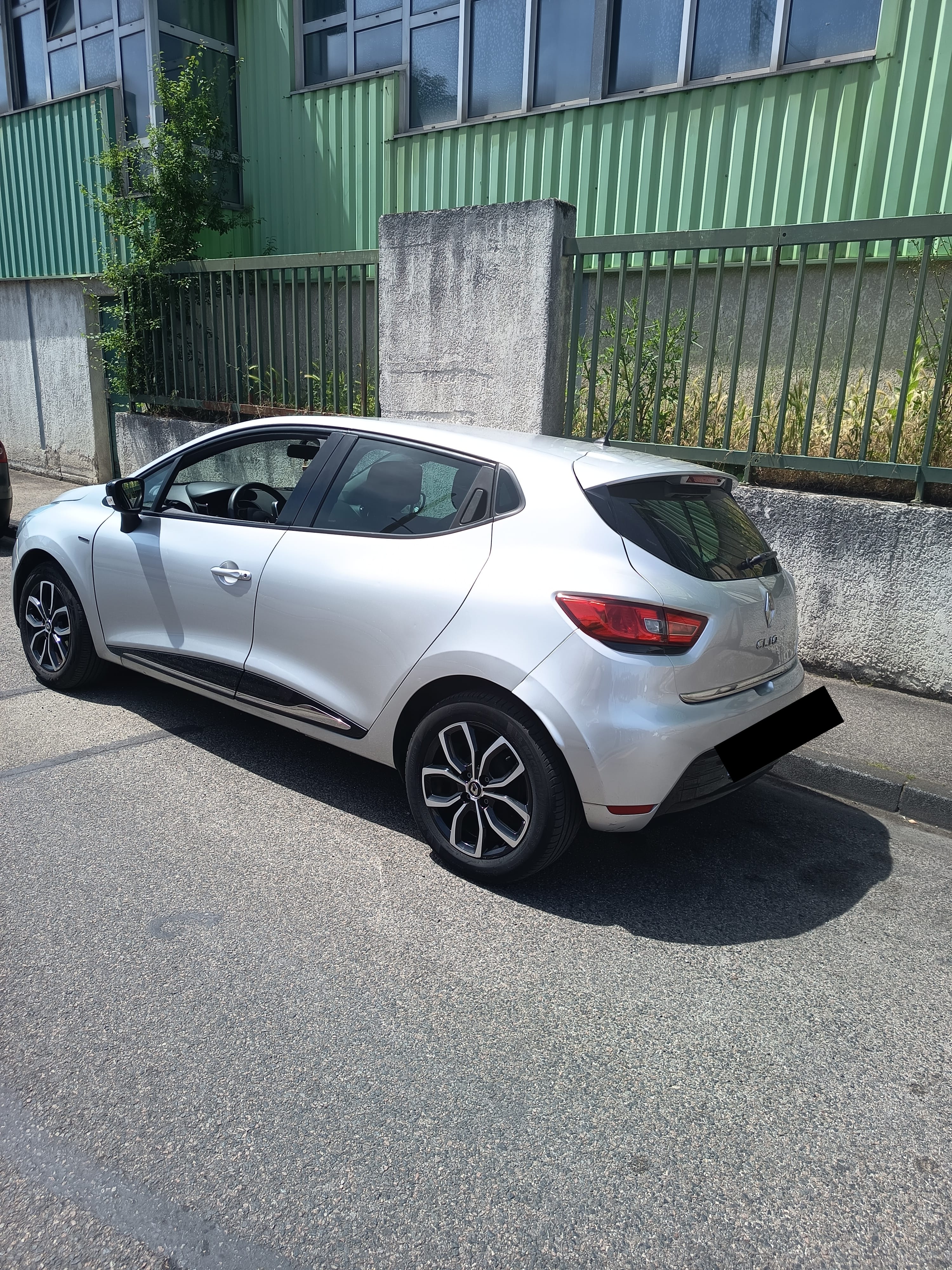 Renault Clio avec Régulateur de vitesse