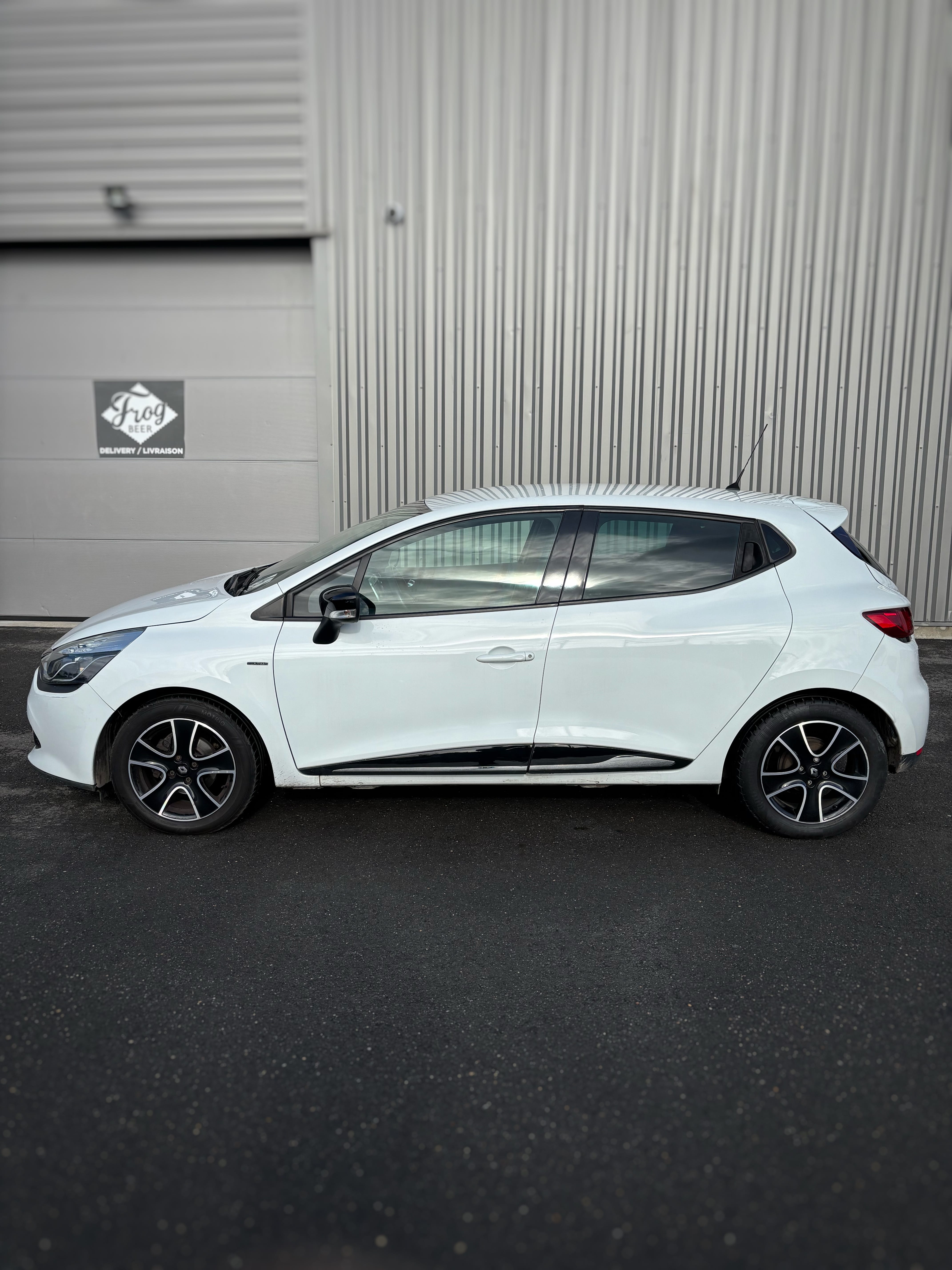 Renault Clio avec Climatisation