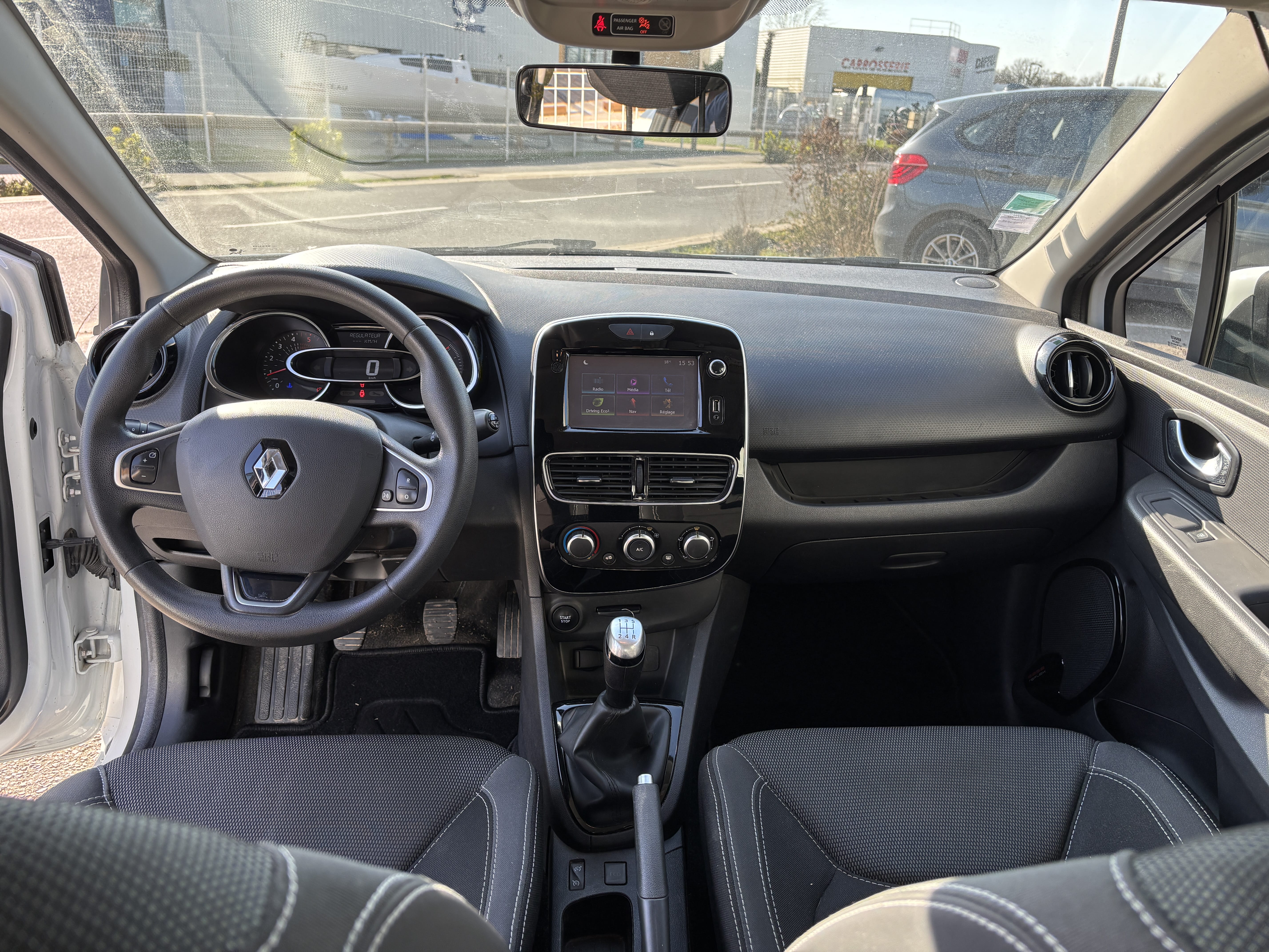 Renault Clio IV 1.5 dci avec Régulateur de vitesse