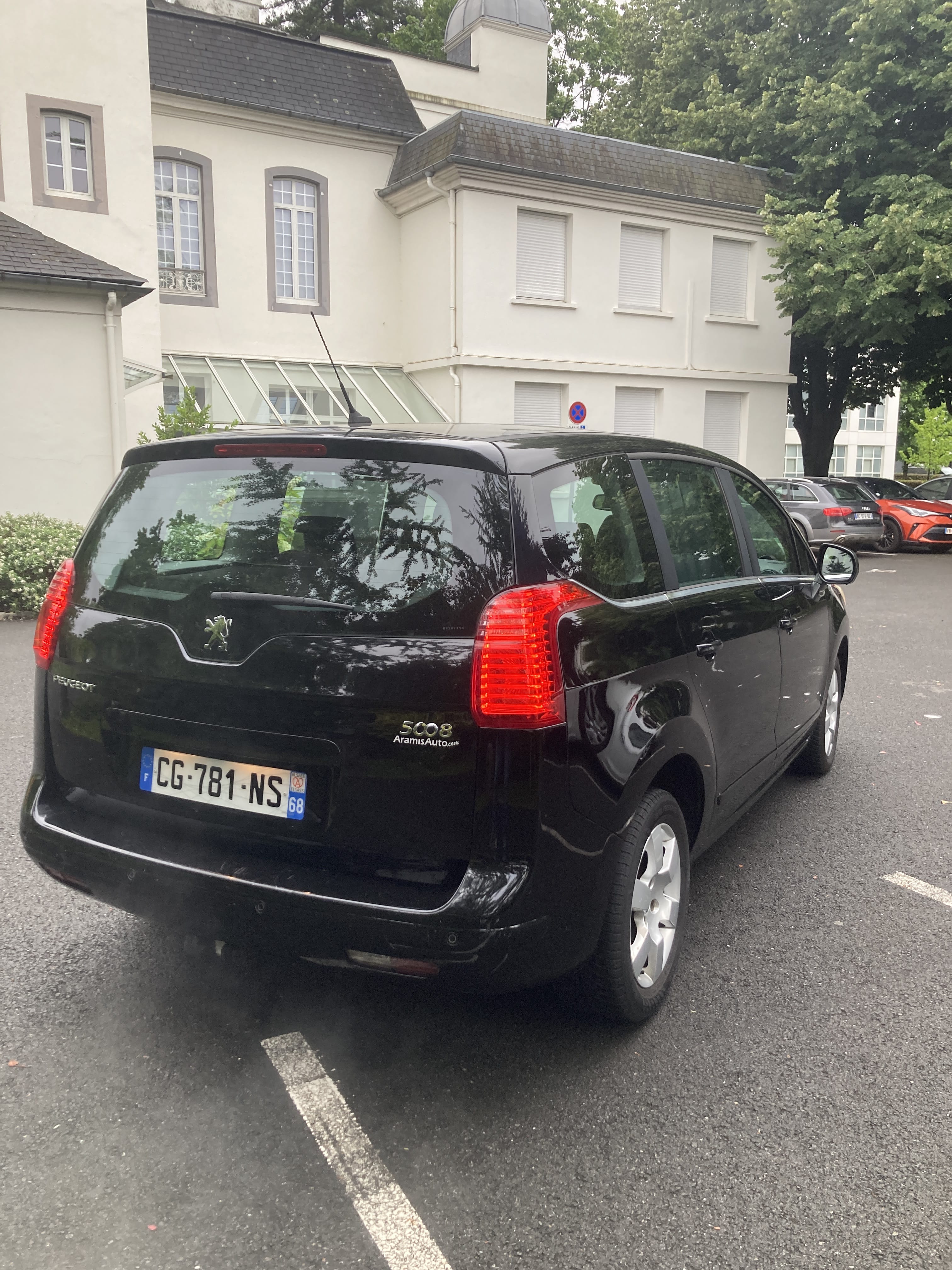 Peugeot 5008 avec Siège bébé